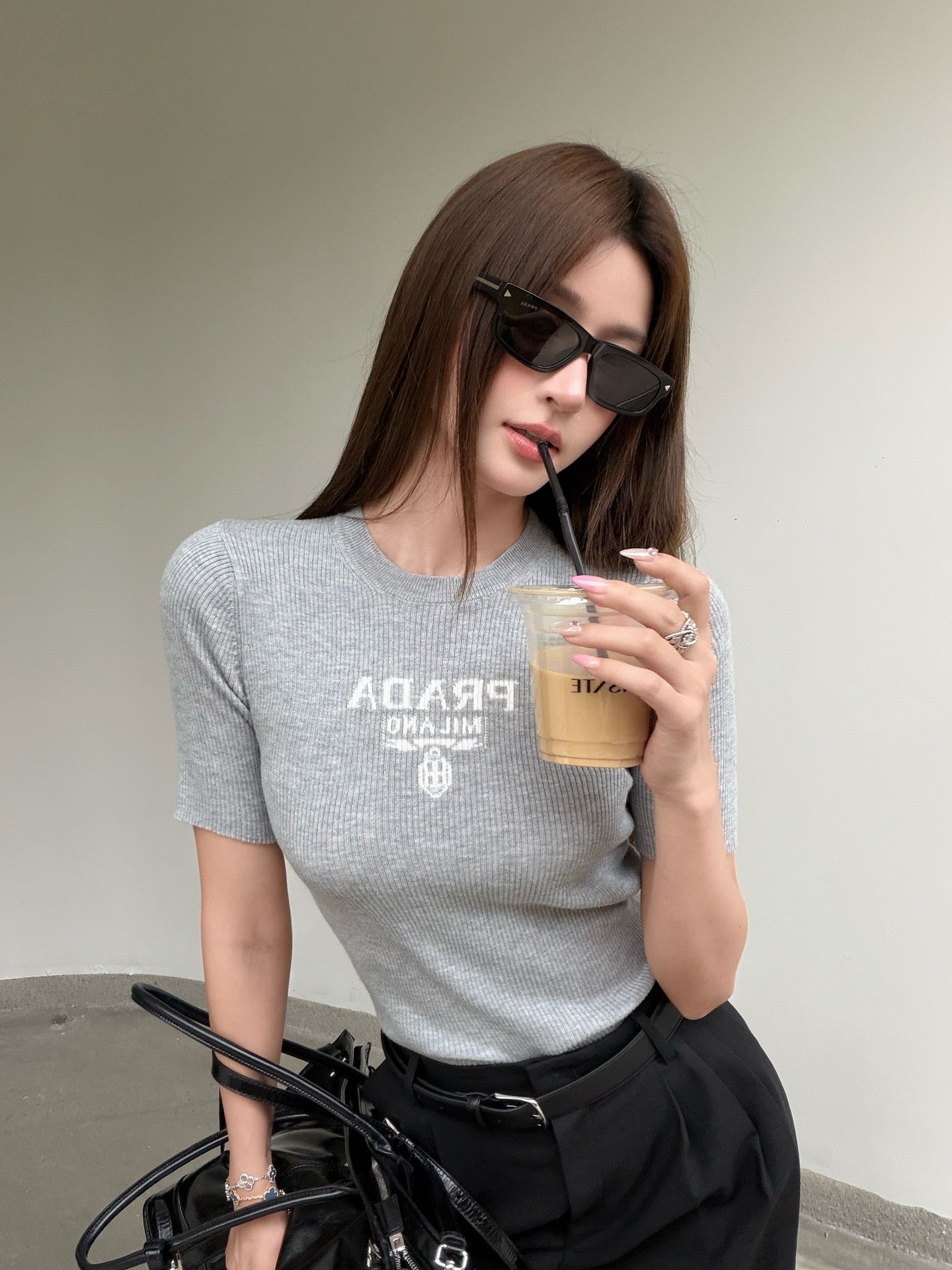 2026 Women's Triangle Brand Logo Long-Sleeved Sweater (FF780)