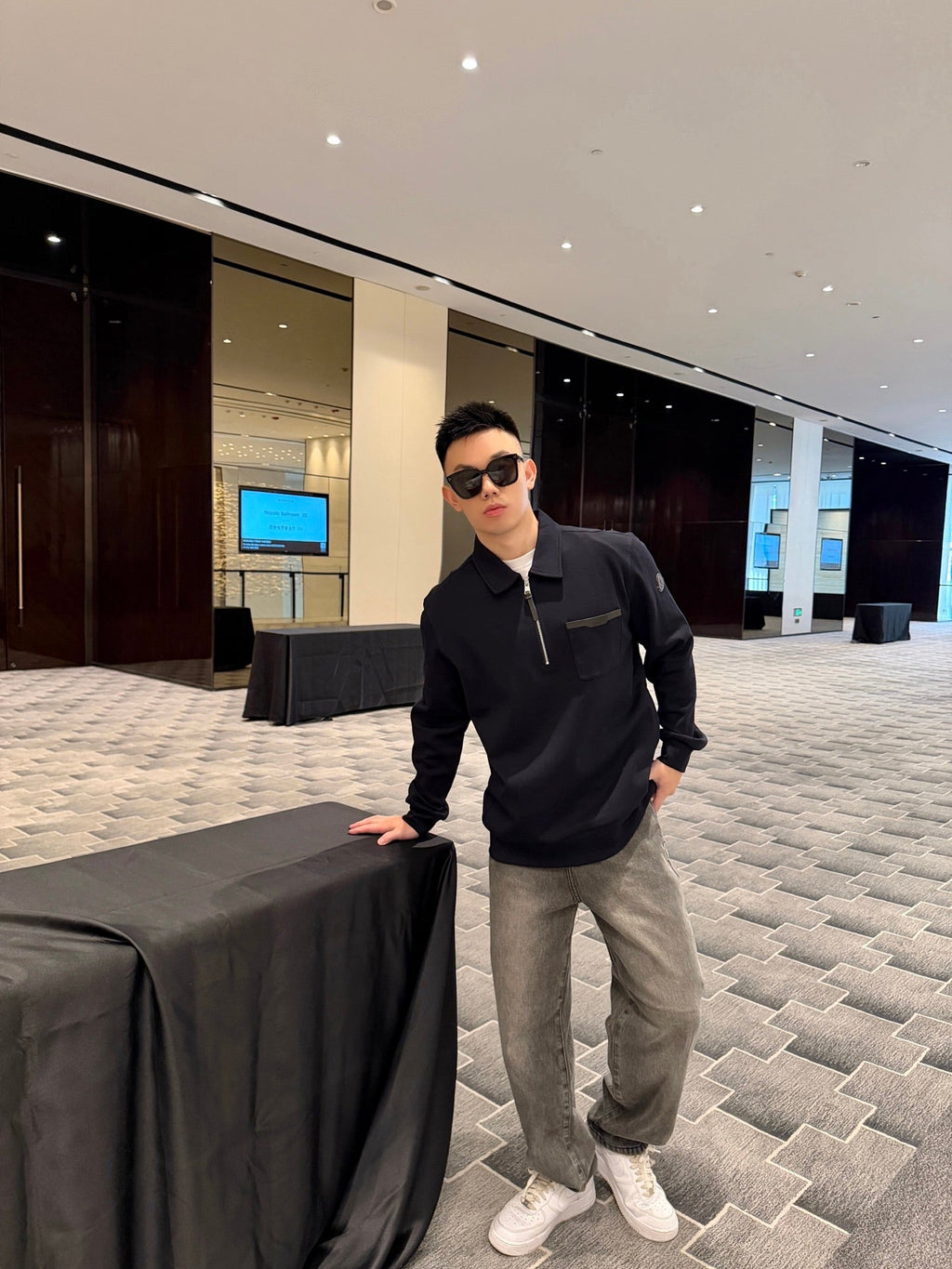 2026 New Model Leather-embossed Logo Half-Zip Jacket (AA664-A90)