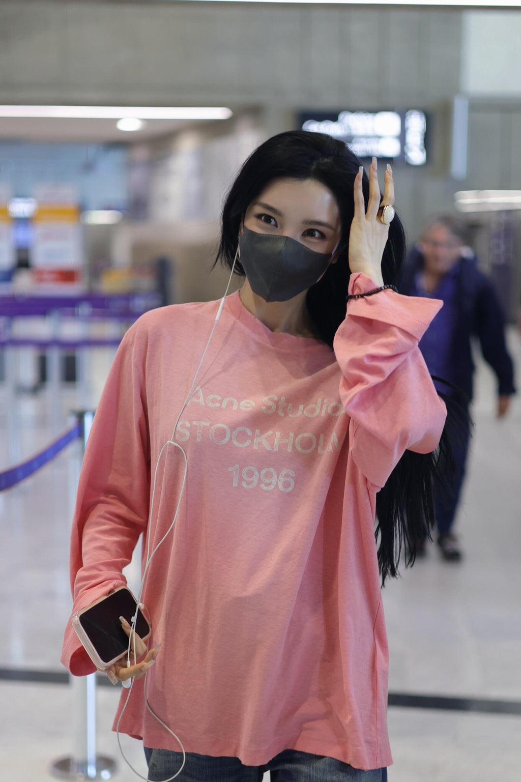 2026 Women's MM Embroidered Vintage Logo Long Sleeve (FF750)