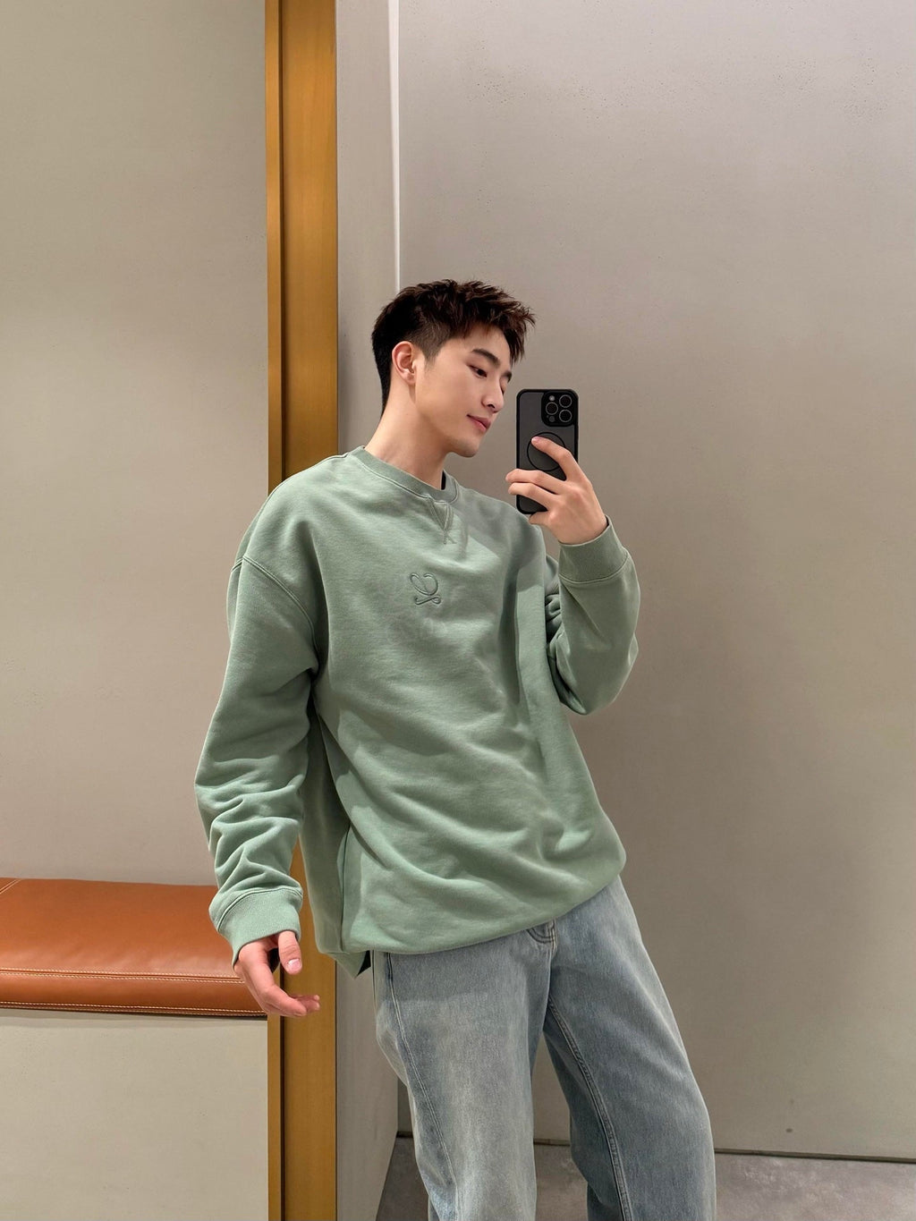 2026 New Style Way Embroidered Sweatshirt (BB905-A75)