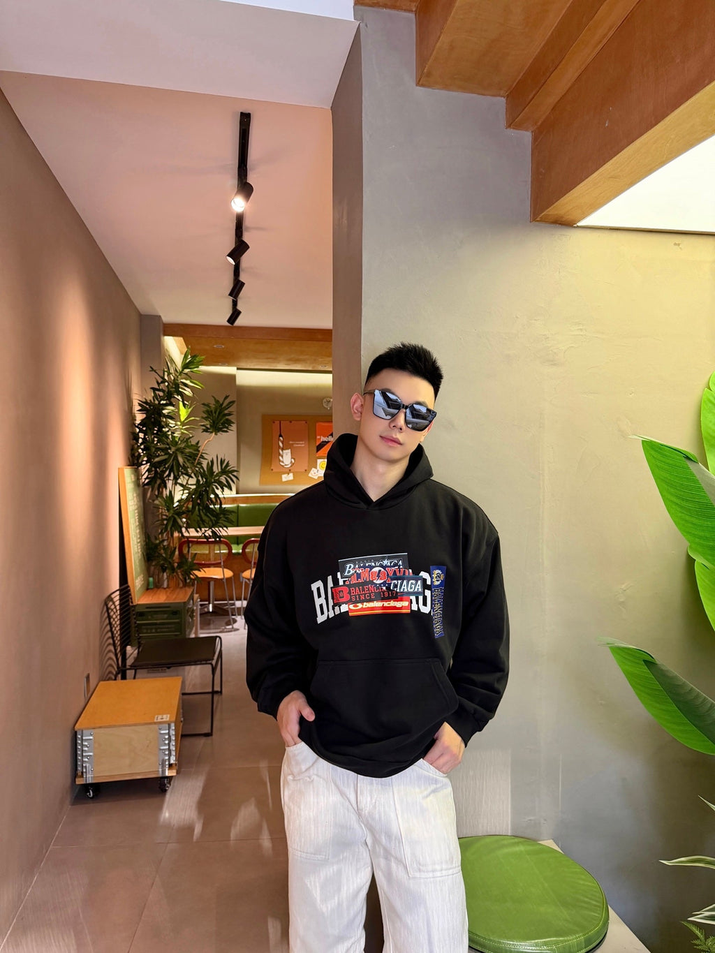 2026 New Model Balen Hooded Sweatshirt (AA681-B10)
