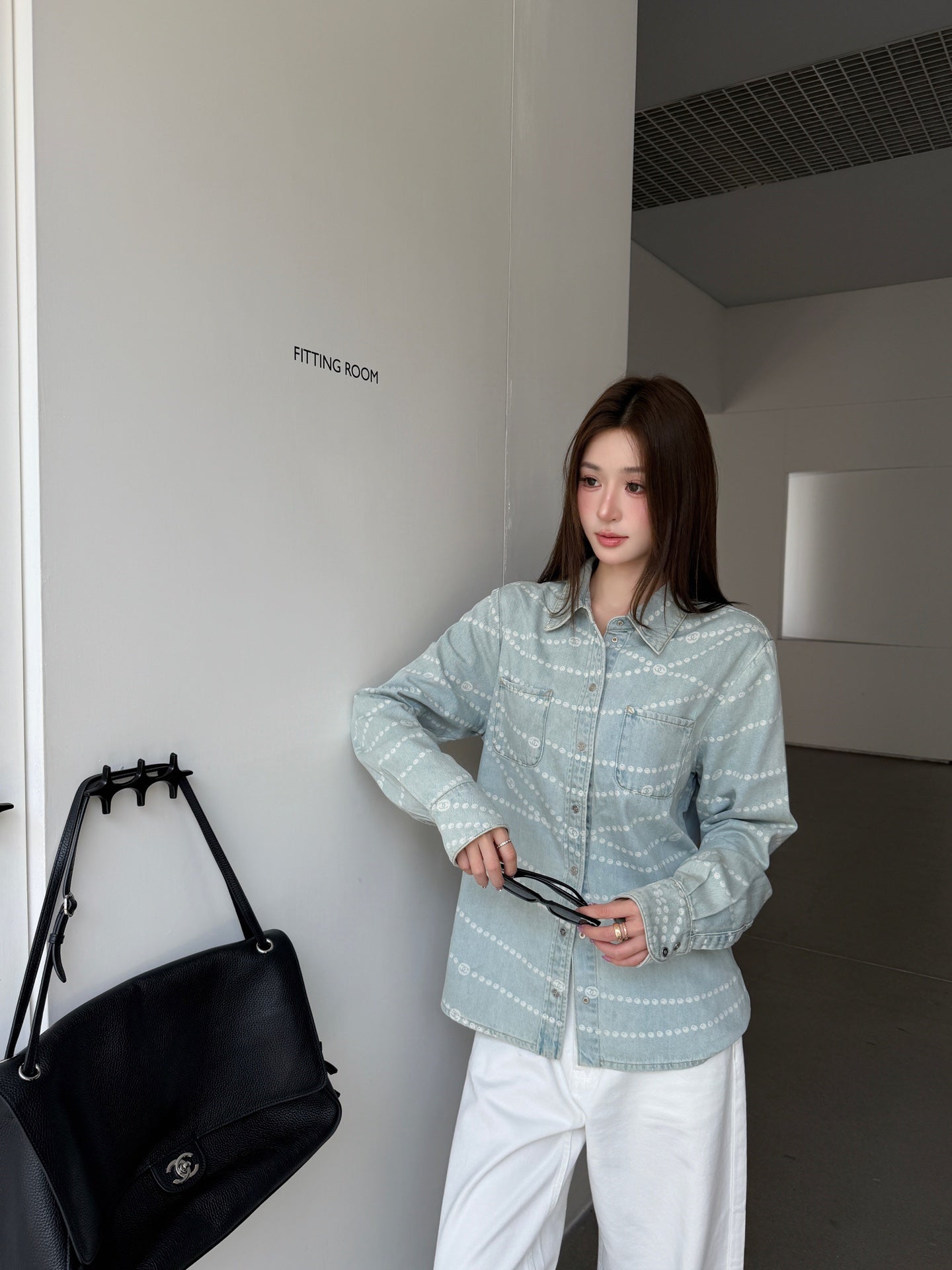 2026 Women's CC Logo Washed Denim Pearl Shirt (FF805)