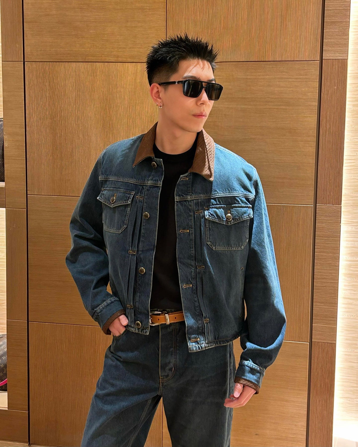2026 New Model LY Leather Detail Pockets Denim Jeans (BB4018-B80)