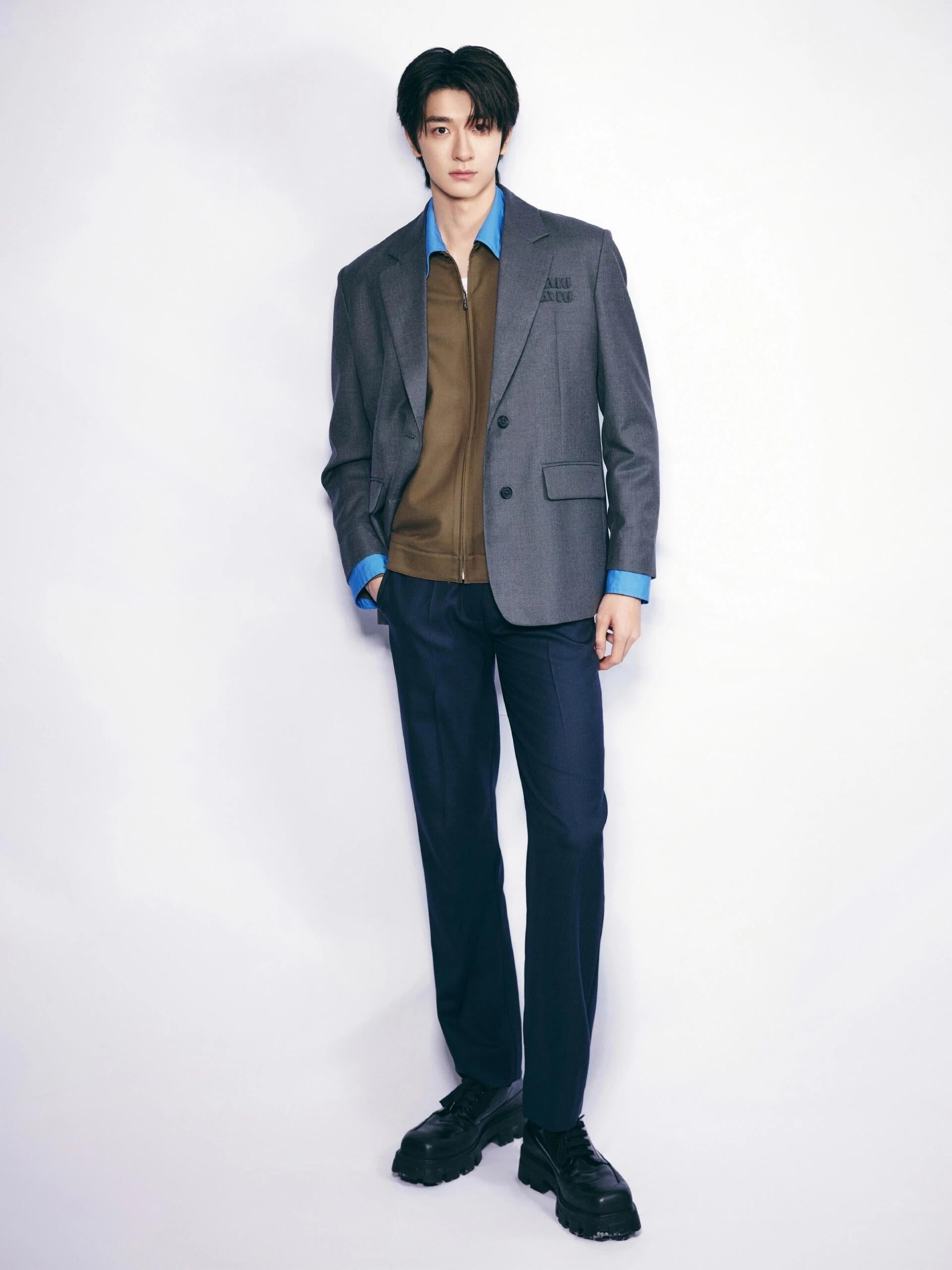 2026 New Model MM Logo Single Button Wool Suit (BB892-D40)