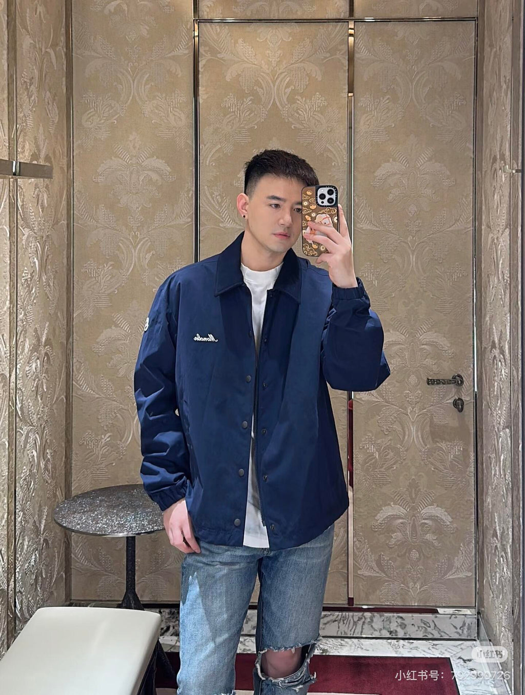 2026 New Model Mon Embroidered Logo Coat (AA625-B85)