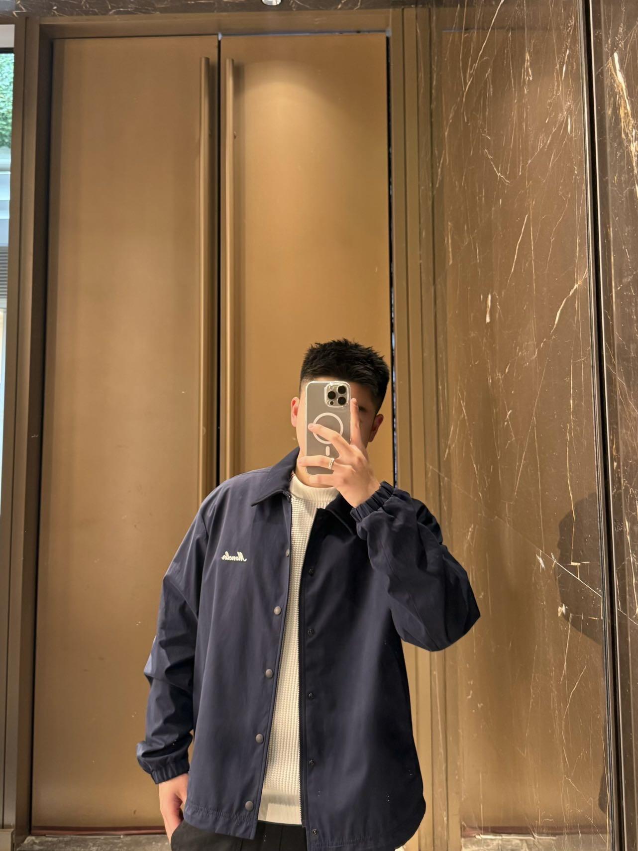 2026 New Model Mon Embroidered Logo Coat (AA625-B85)
