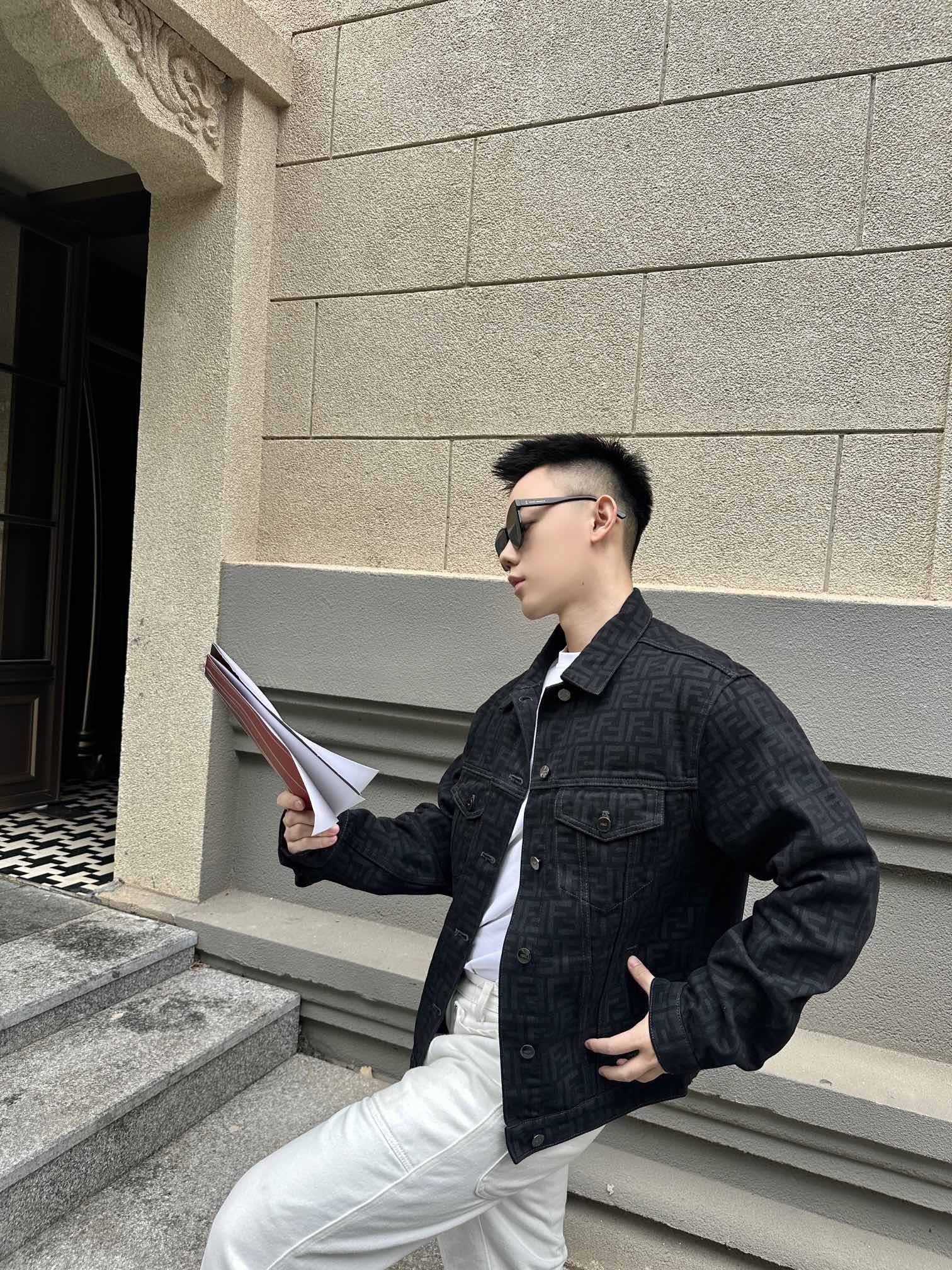 2026 New FF Full Print Denim Jacket (BB712-C10)