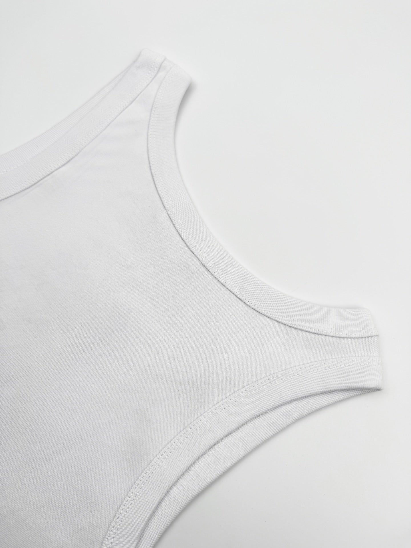 2026 New Triangle Brand Vest (25205-A15)