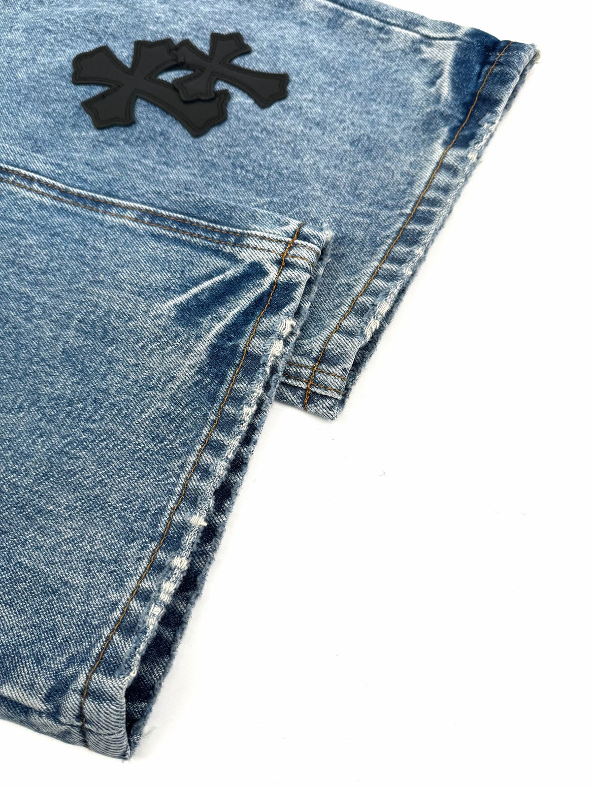 2026 New CH Cross Logo Jeans (CC901-C50)