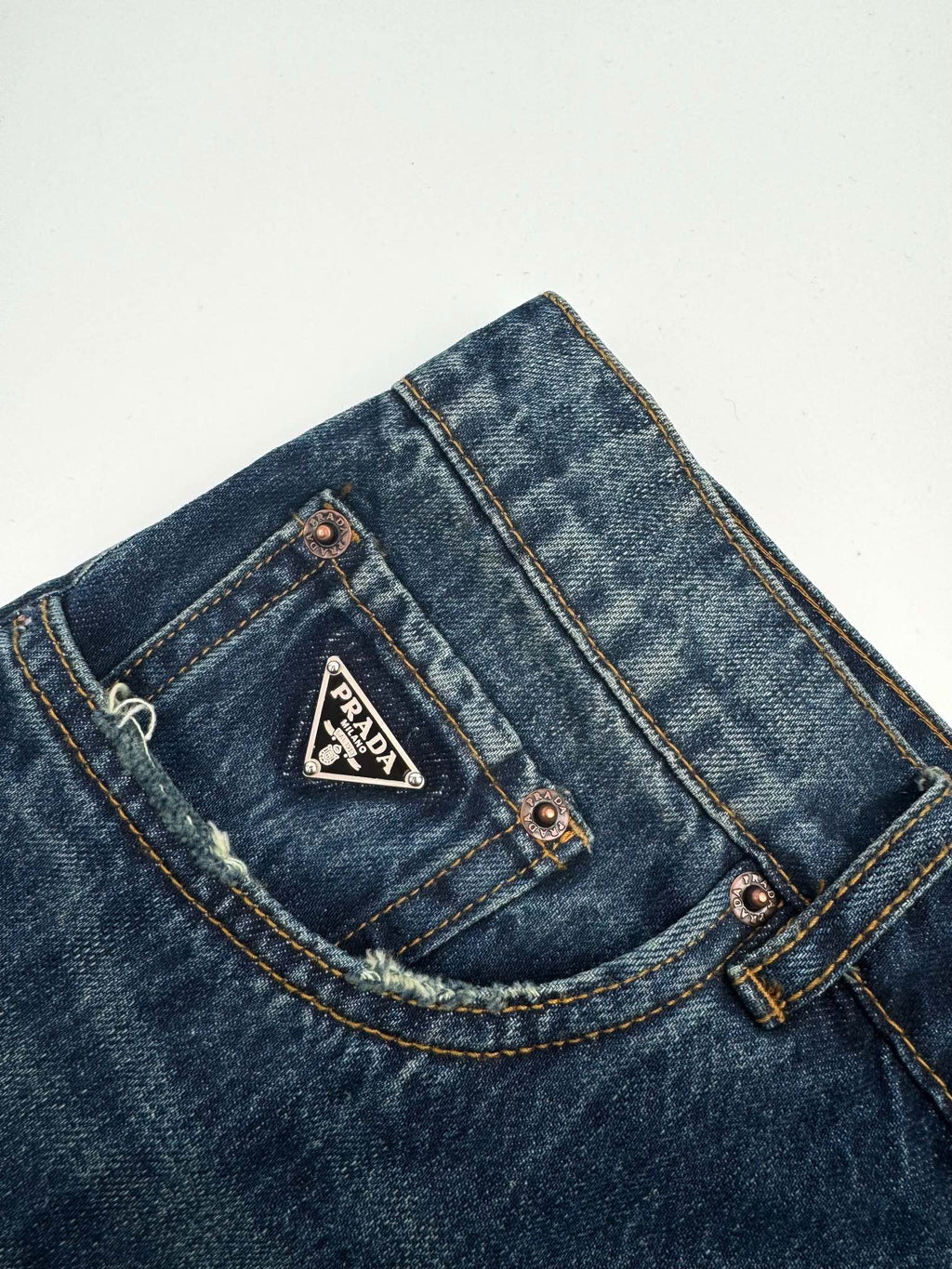 2026 New Triangle Brand Denim Trousers (55067-B65)