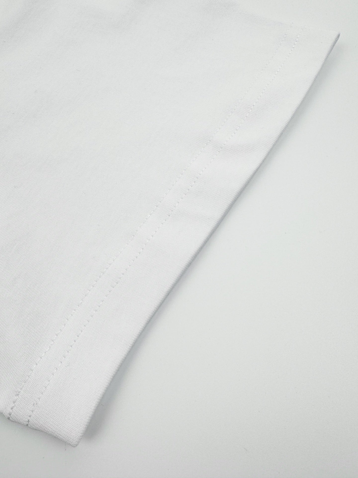 2026 New GU Horsebit Webbing T-Shirt (AA540-A15)