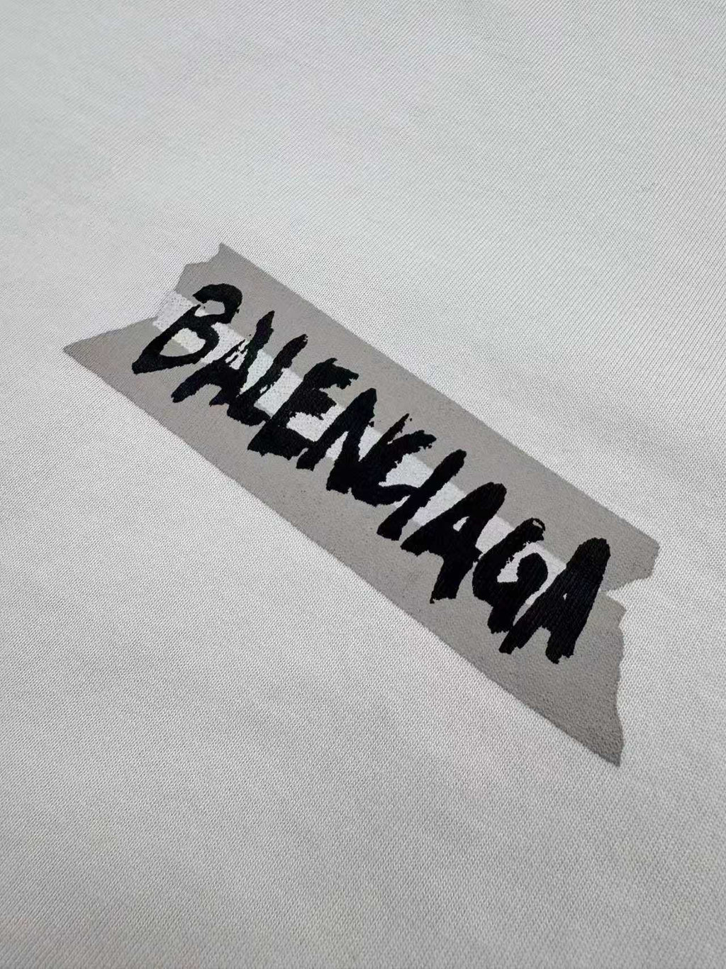 2026 New Balen Distressed Print Letter Short-Sleeve T-Shirt (BB770-A20)
