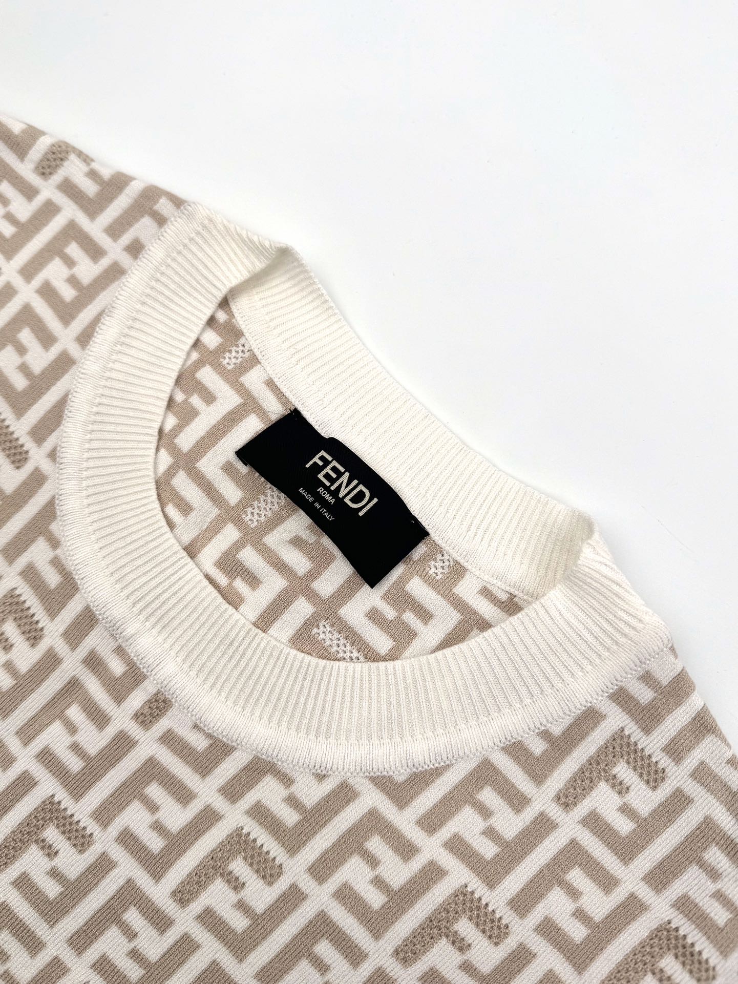 2026 New FF All-Over Print FF Knit Short-Sleeve (25155-A75)