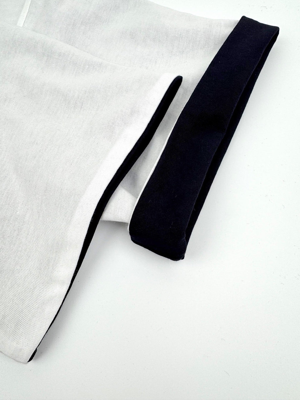 2026 New Triangle Brand Reversible Logo Short-Sleeve Shirt (CC927-A35)