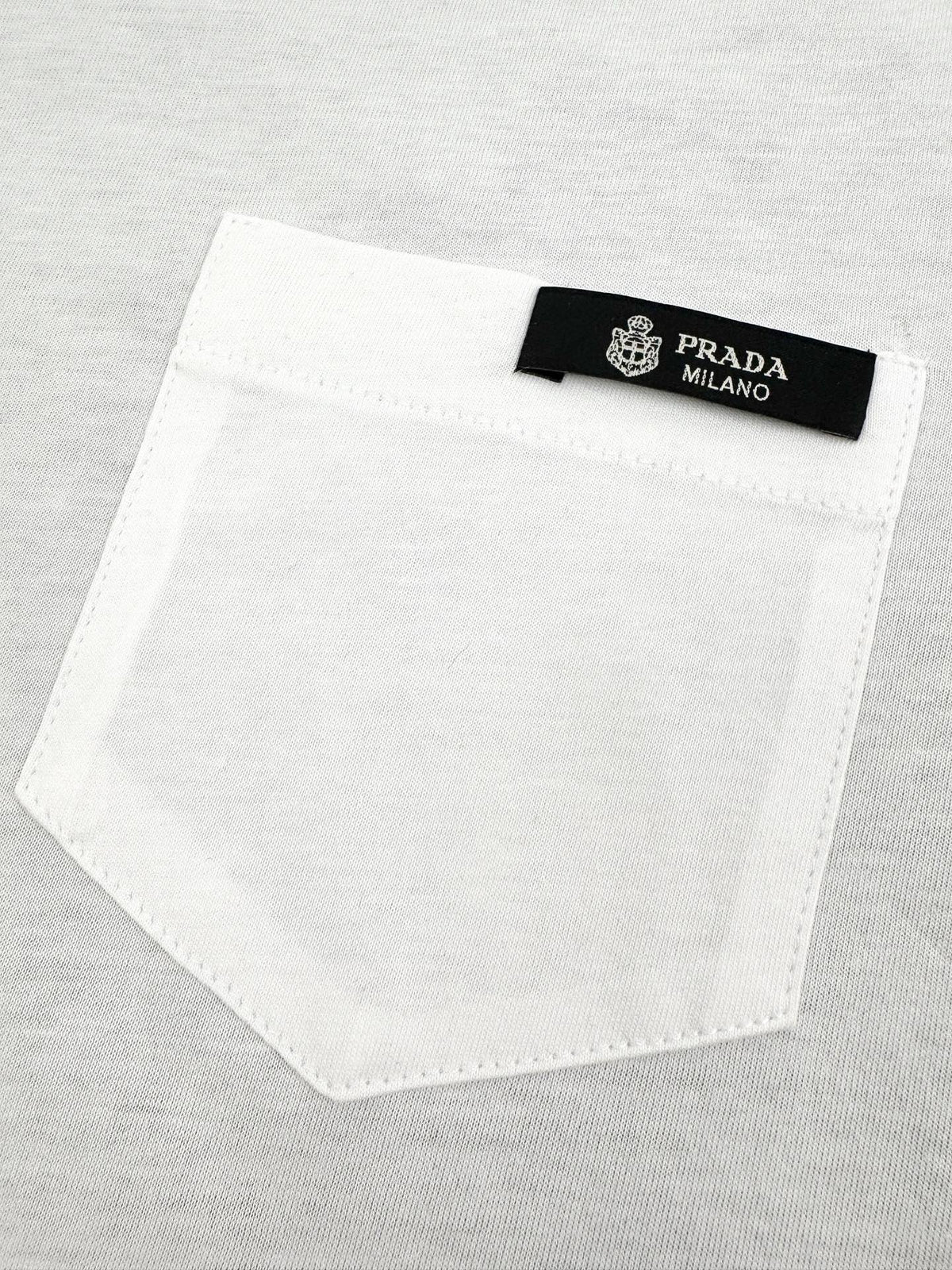 2026 New Triangle Brand Reversible Logo Short-Sleeve Shirt (CC927-A35)