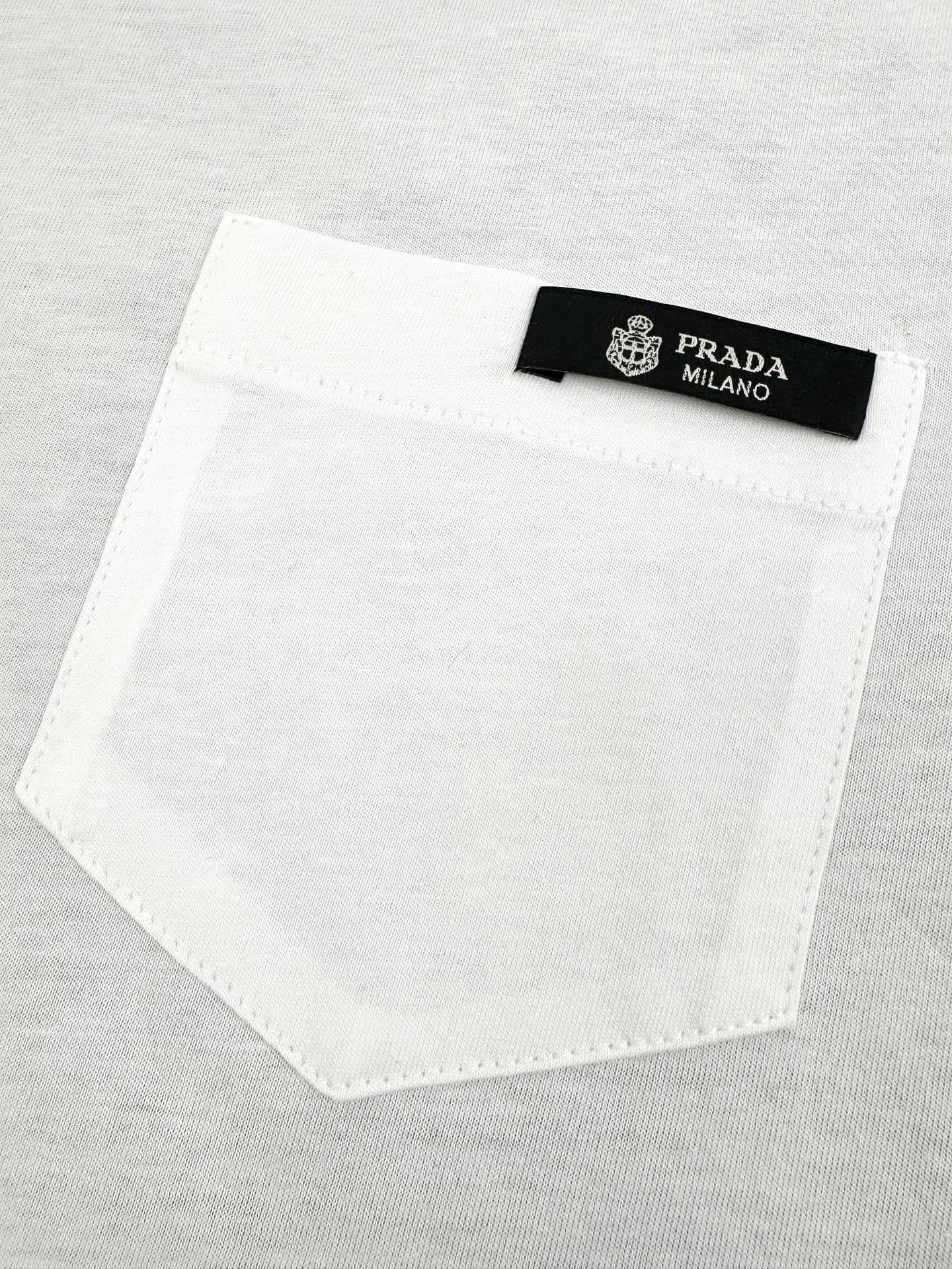 2026 New Triangle Brand Reversible Logo Short-Sleeve Shirt (CC927-A35)