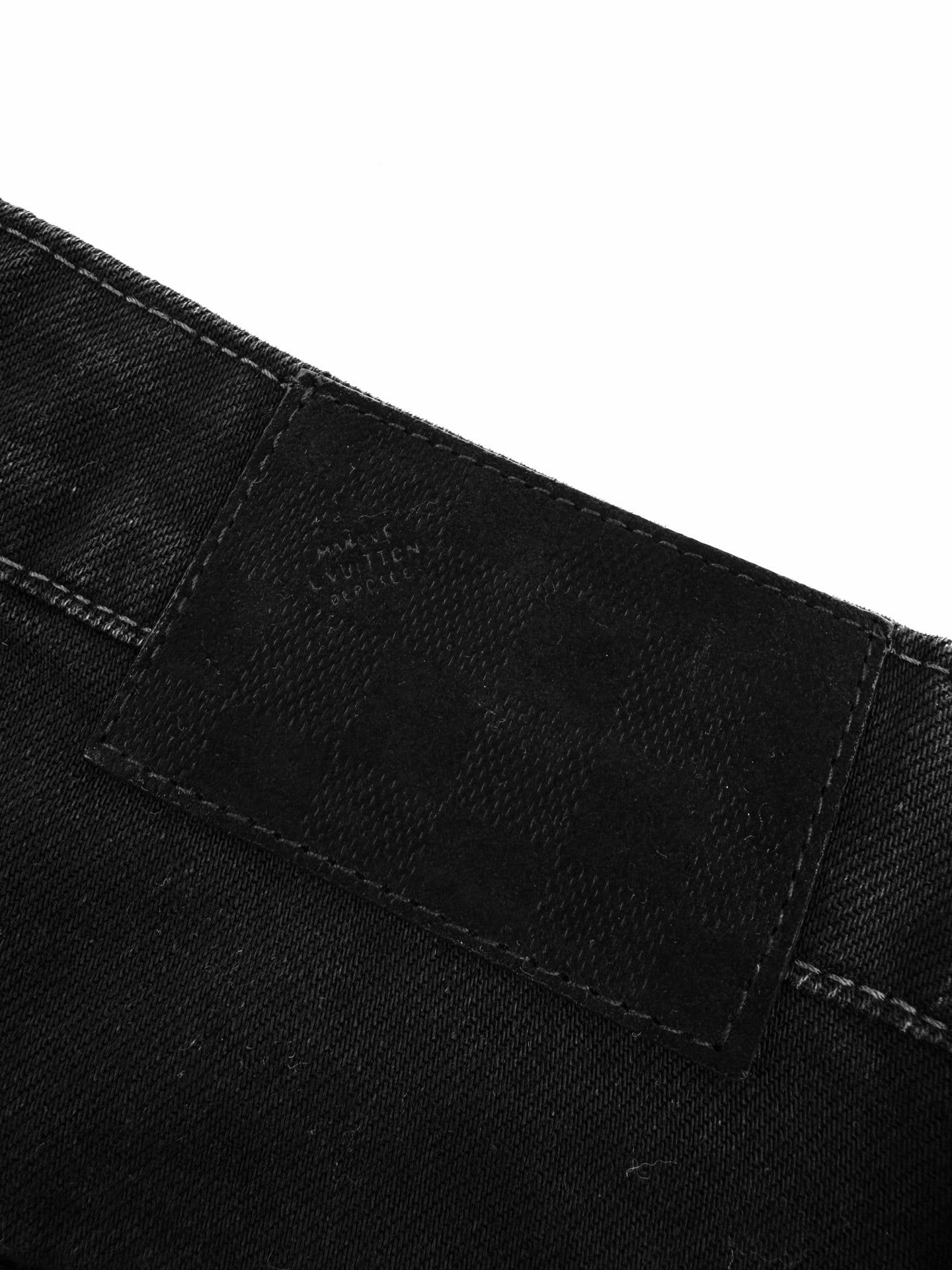 2026 New LY Washed Distressed Jeans (BB763-C20)