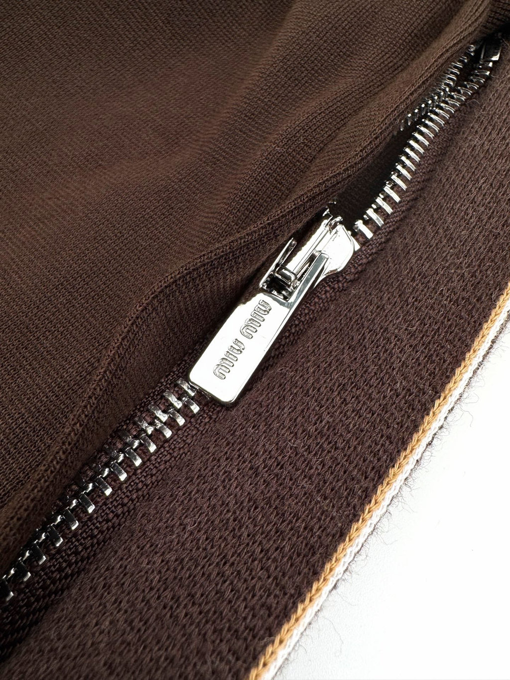 2026 New Style MM Embroidered Logo Casual Trousers (CC907-B70)