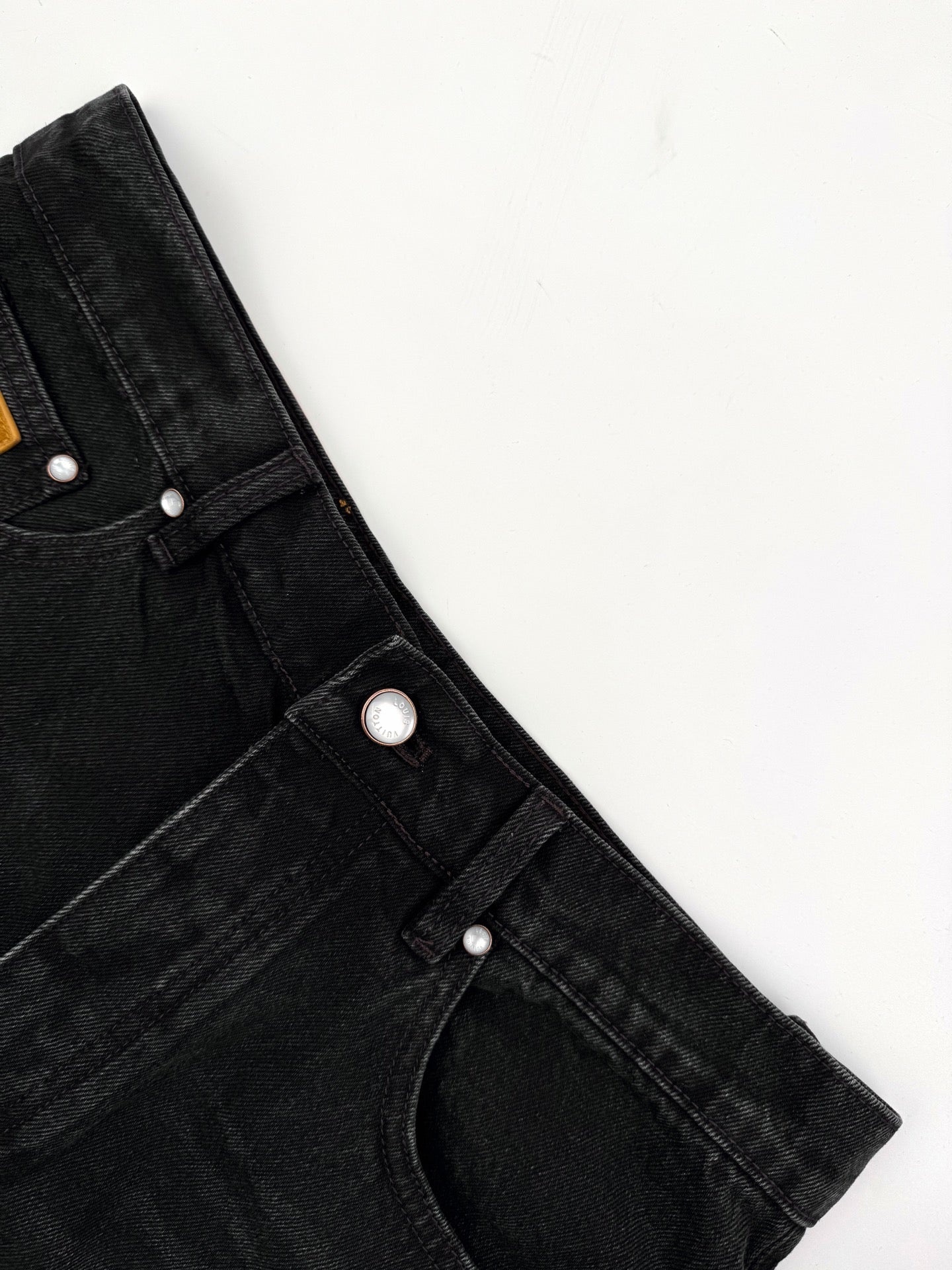 2026 New LY Logo Embroidered Denim Trousers (BB753-B55)