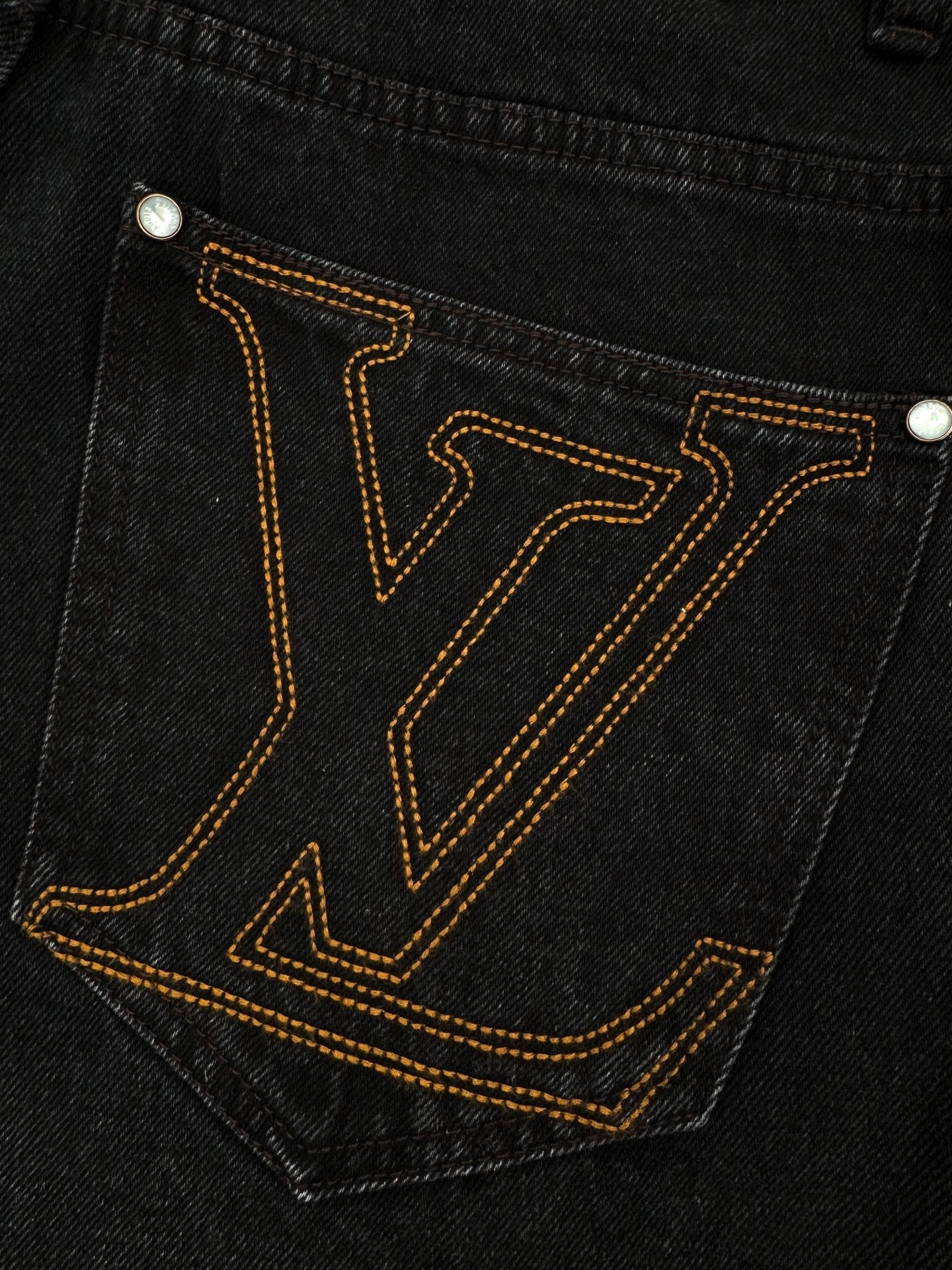2026 New LY Logo Embroidered Denim Trousers (BB753-B55)