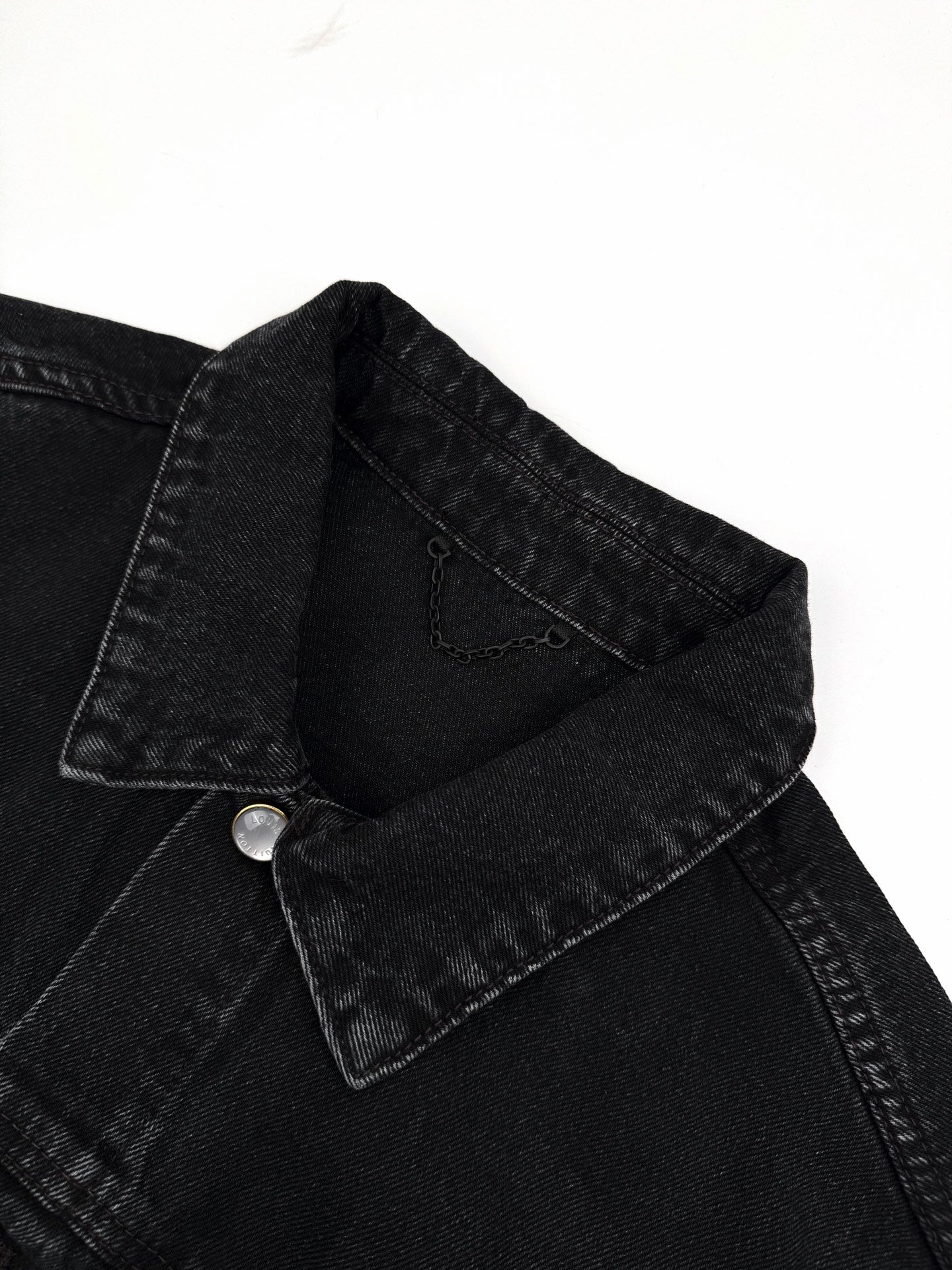 2026 New LY Embroidered Logo Denim Jacket (BB740-B75)