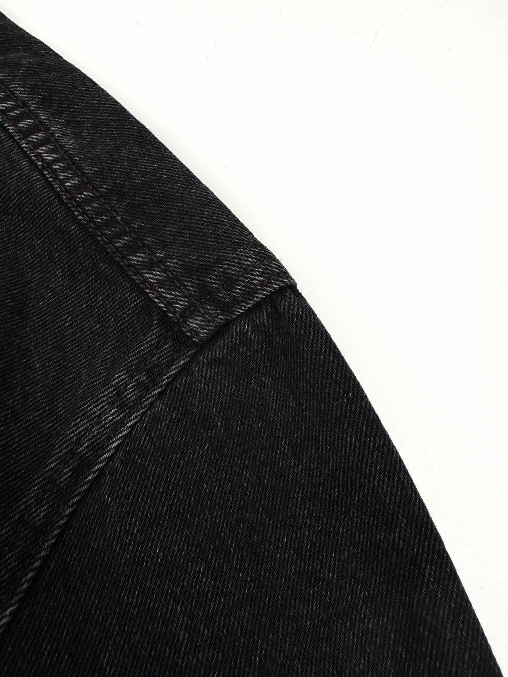 2026 New LY Embroidered Logo Denim Jacket (BB740-B75)