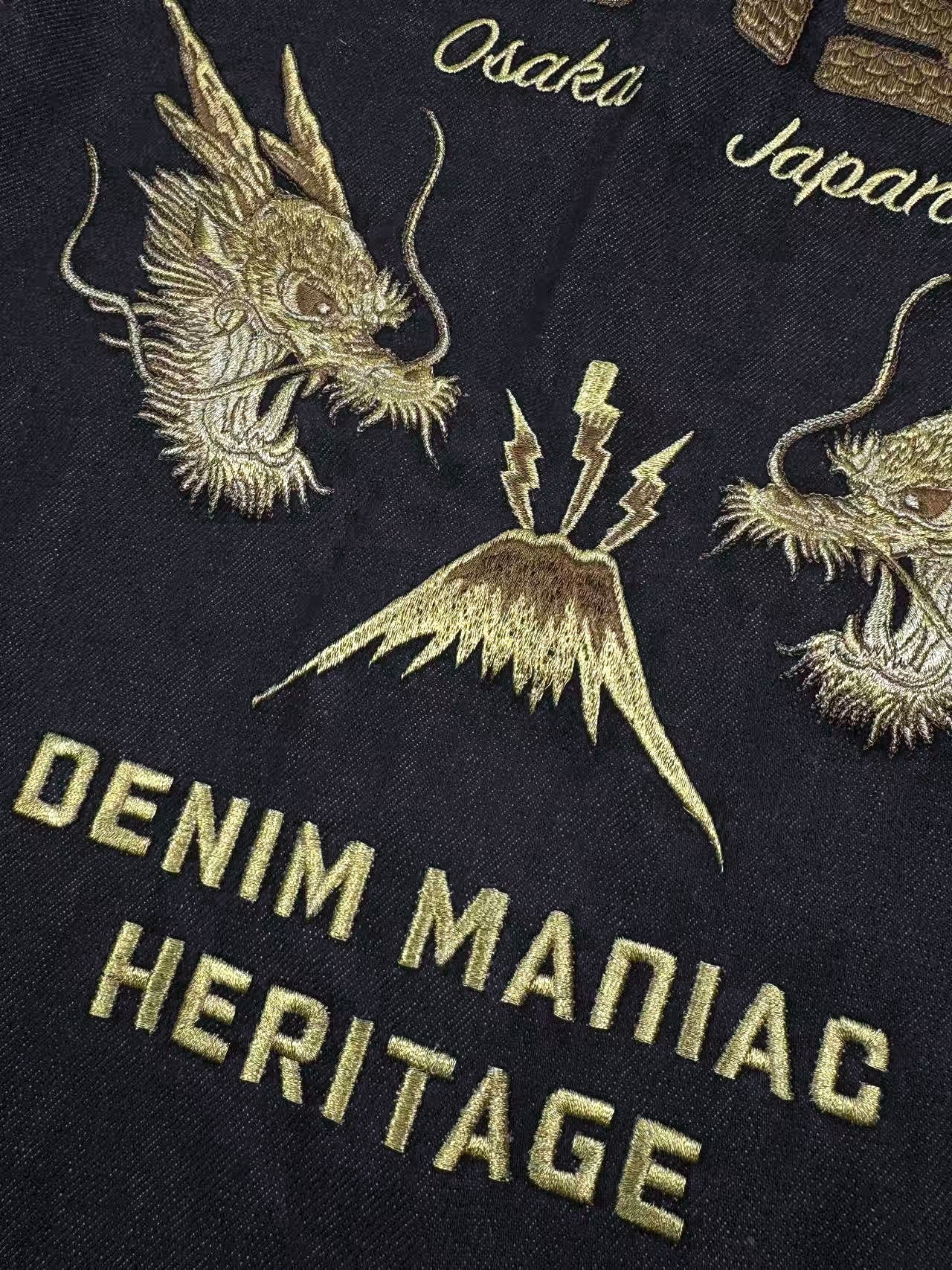 2026 New Arrival Ev Golden Dragon Embroidered Denim Jacket (25398-B85)