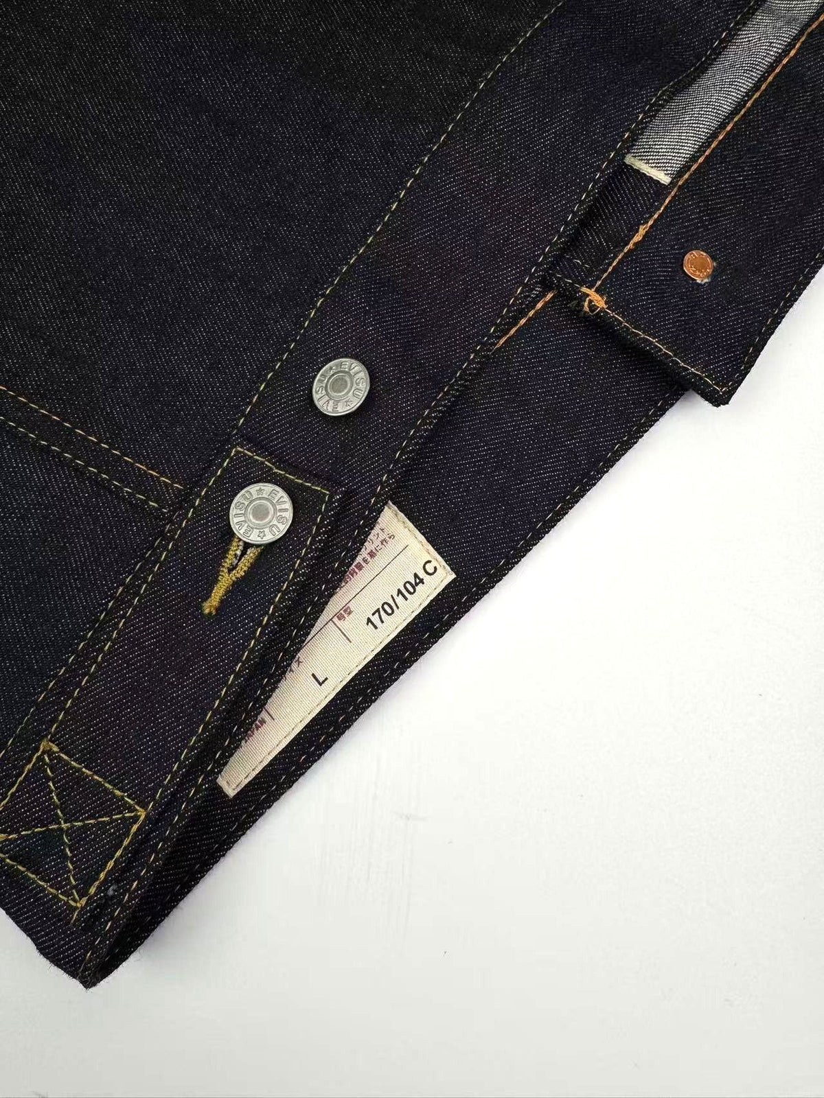 2026 New Arrival Ev Golden Dragon Embroidered Denim Jacket (25398-B85)