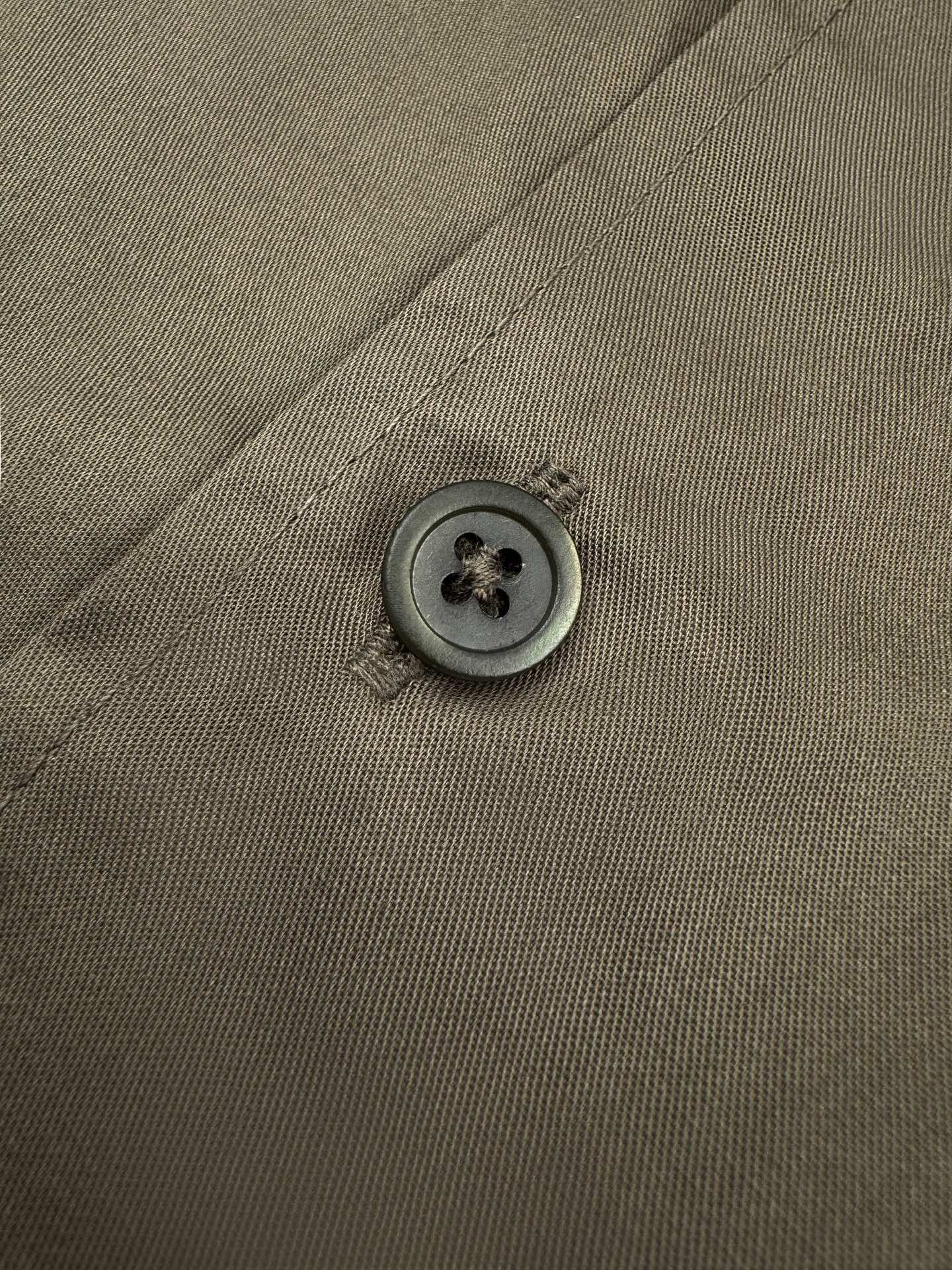2026 New Way Two-Tone Embroidered Patch Pocket Shirt (CC944-B30)