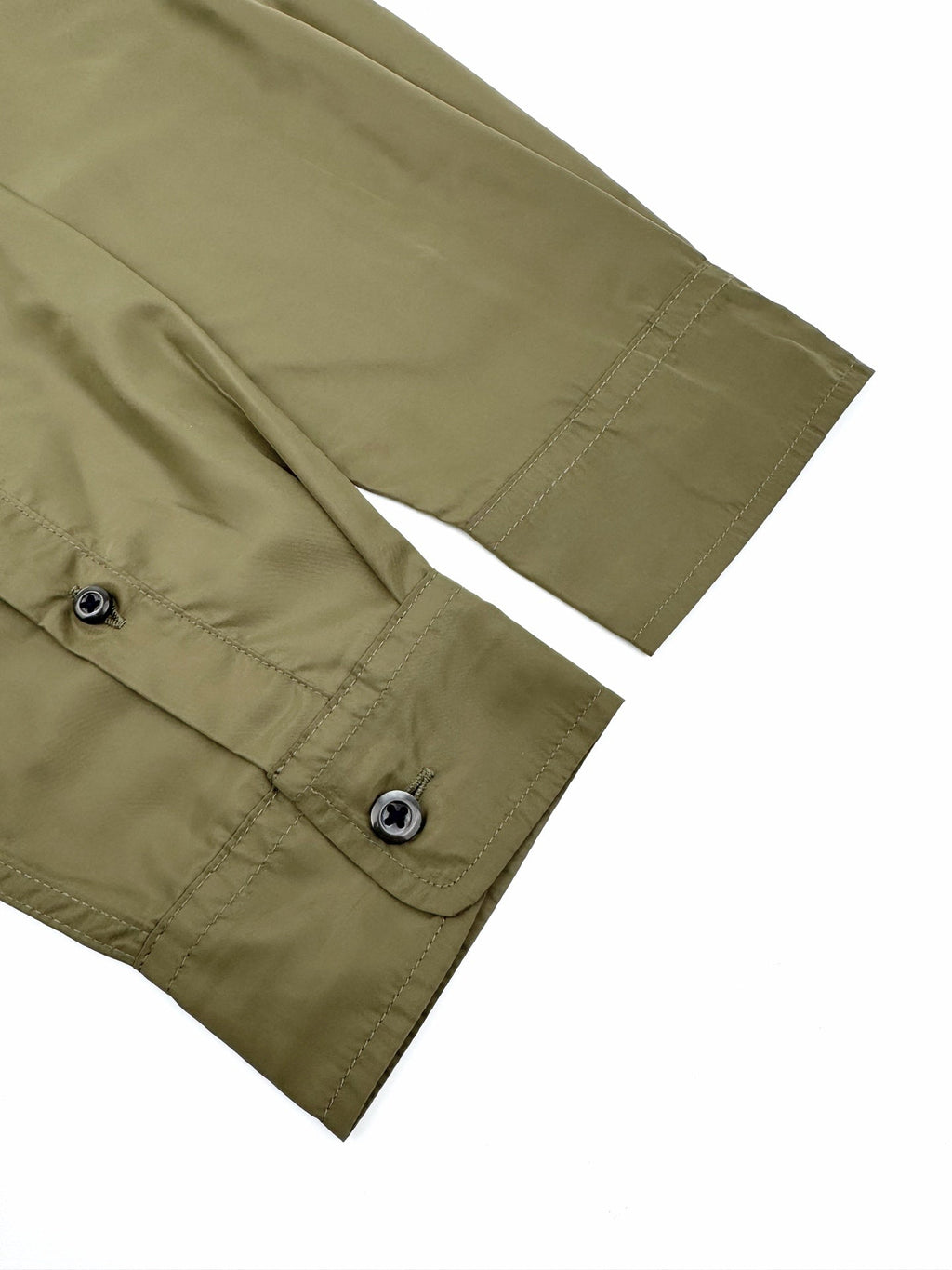 2026 New Triangle Brand Label Shirt (BB760-B20)