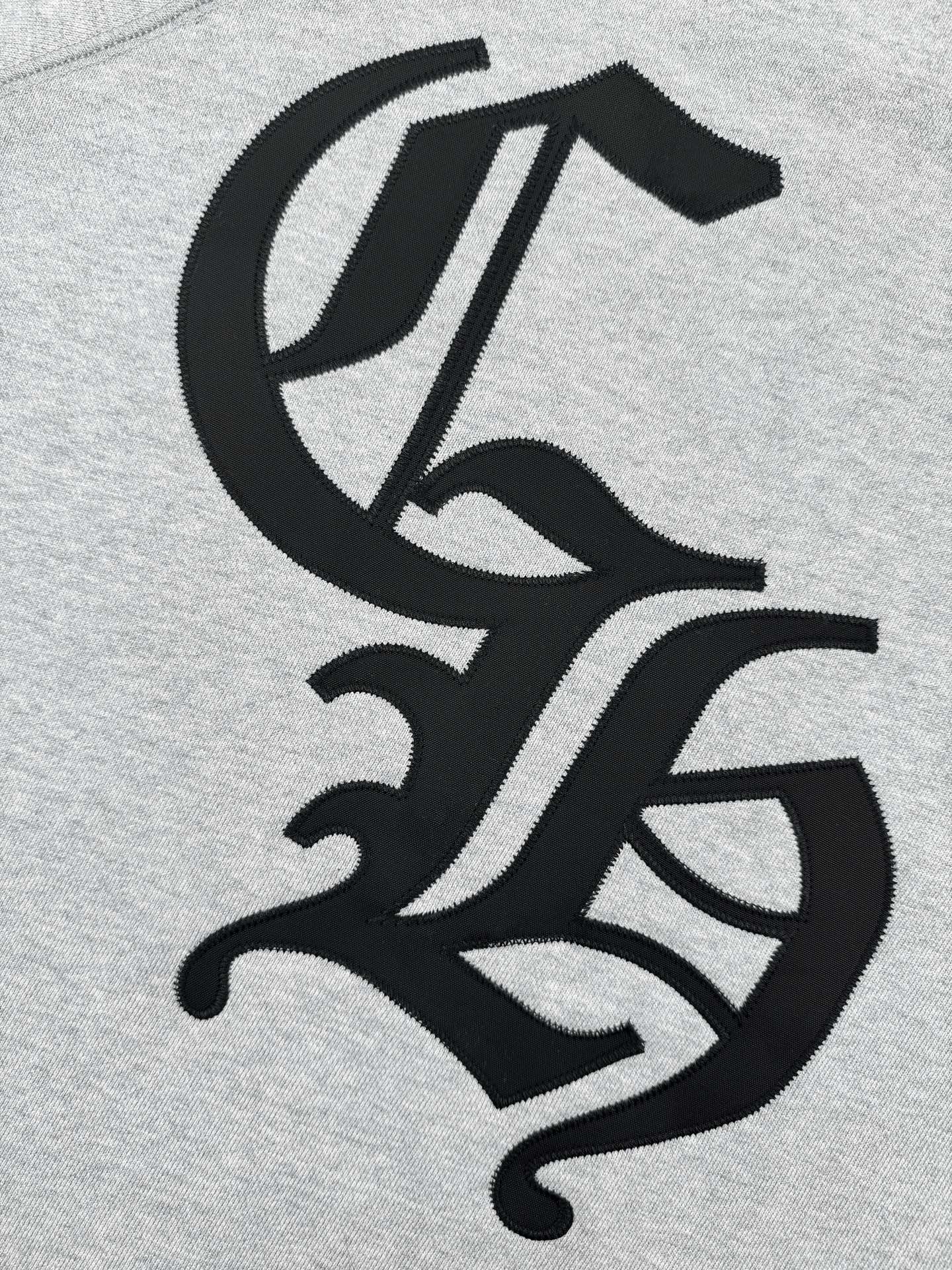 2026 New CH Logo Crew Neck Sweatshirt (CC917-B20)