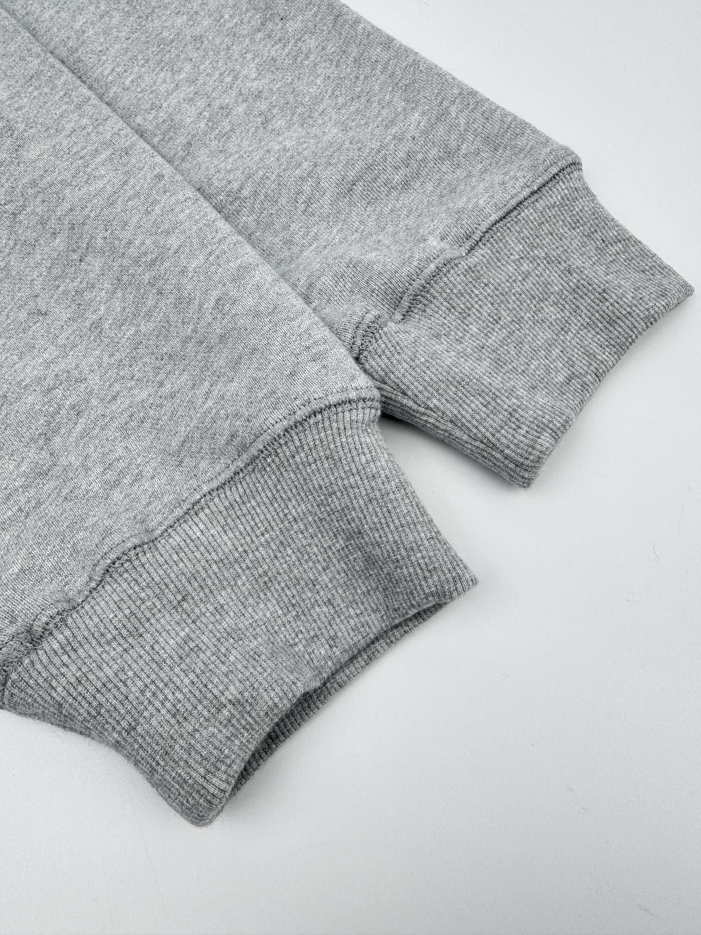 2026 New CH Logo Crew Neck Sweatshirt (CC917-B20)