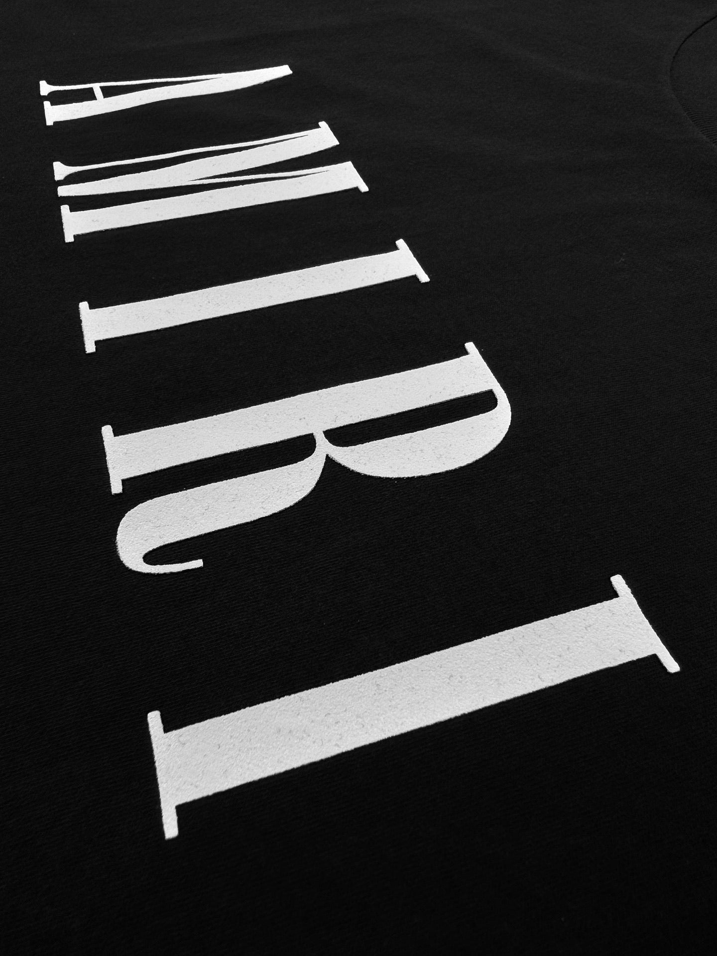 2026 New AM Logo Print Short-Sleeved Shirt (AA558-A00)