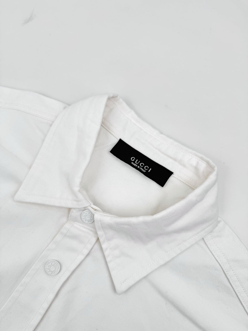 2026 New GU Crest Embroidered Shirt (BB714-B20)