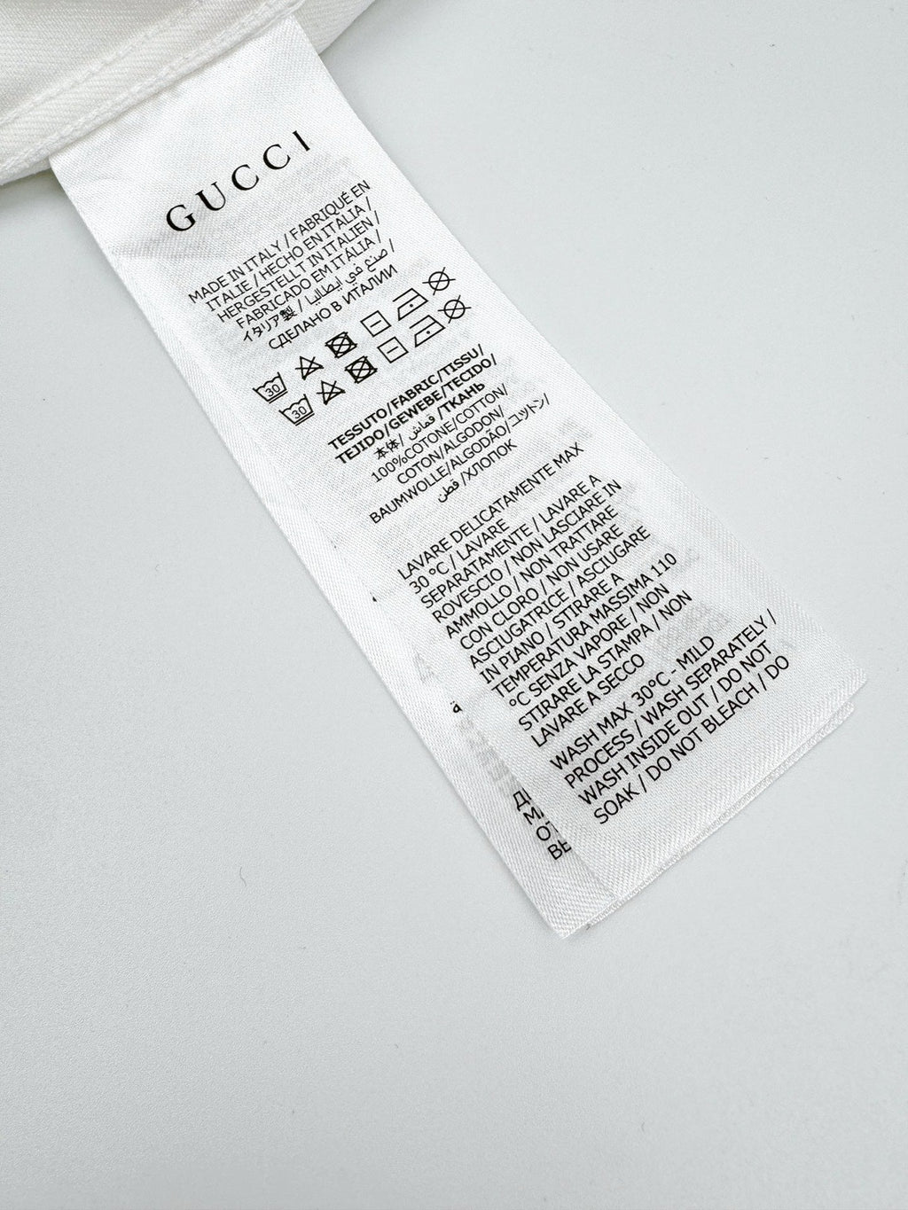 2026 New GU Crest Embroidered Shirt (BB714-B20)