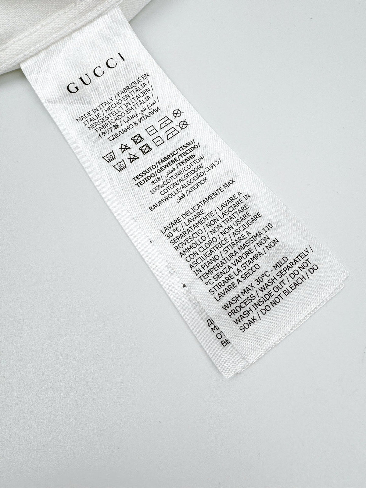 2026 New GU Crest Embroidered Shirt (BB714-B20)