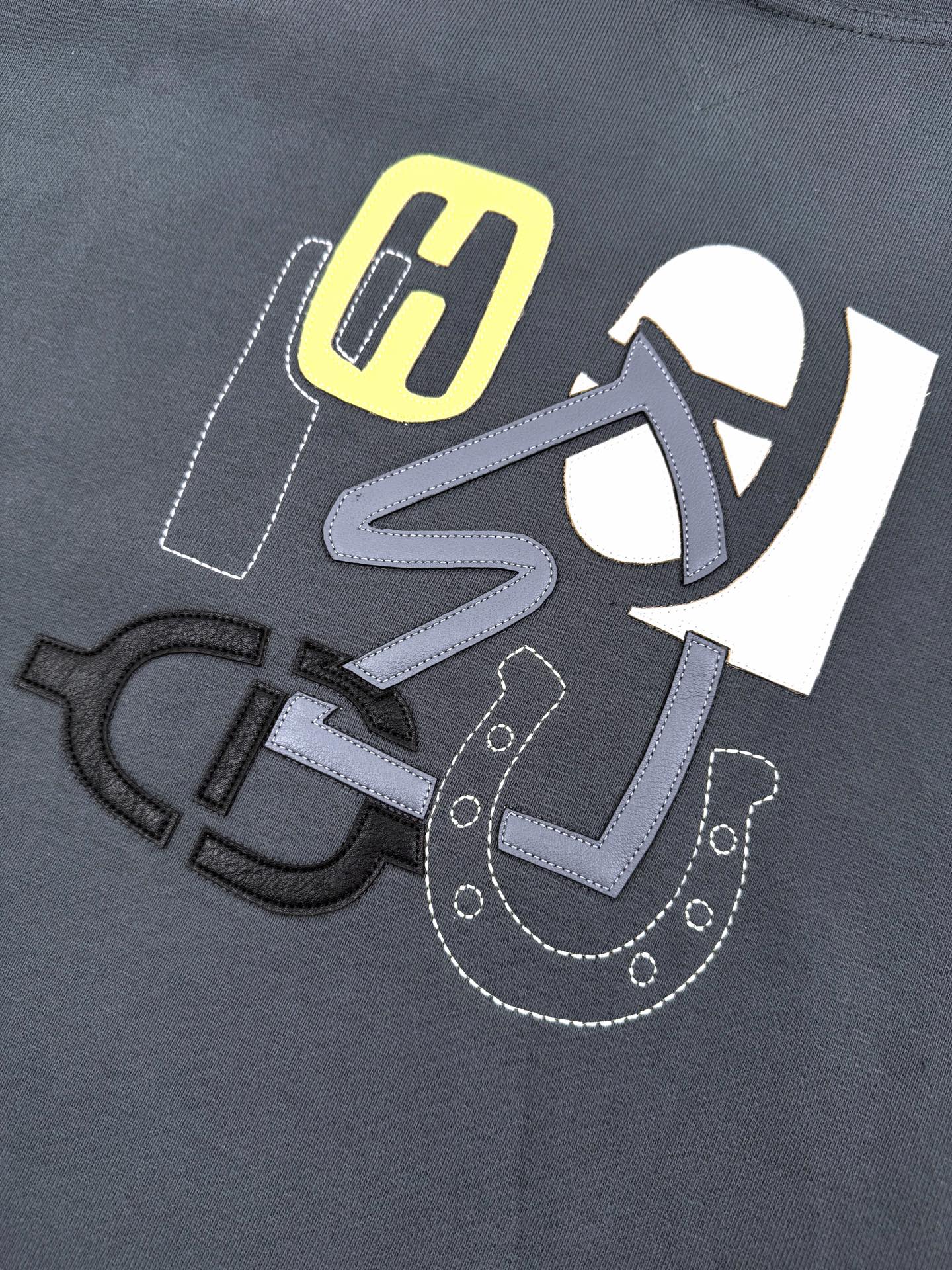 2026 New H Patch Leather Hooded Sweatshirt (25350-B40)