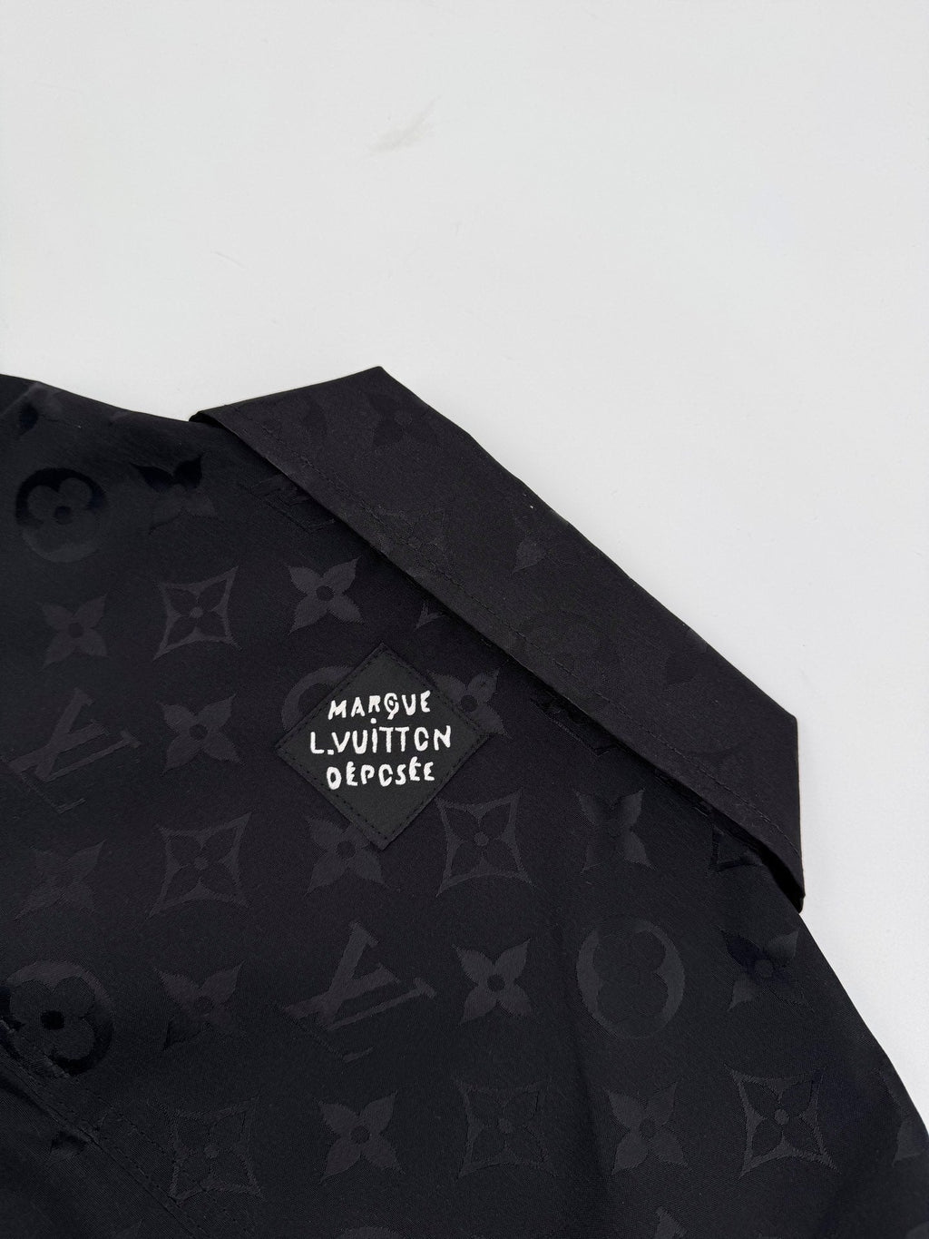 2026 New LY Corrugated Jacquard Jacket-Style Shirt (MM082-B55)