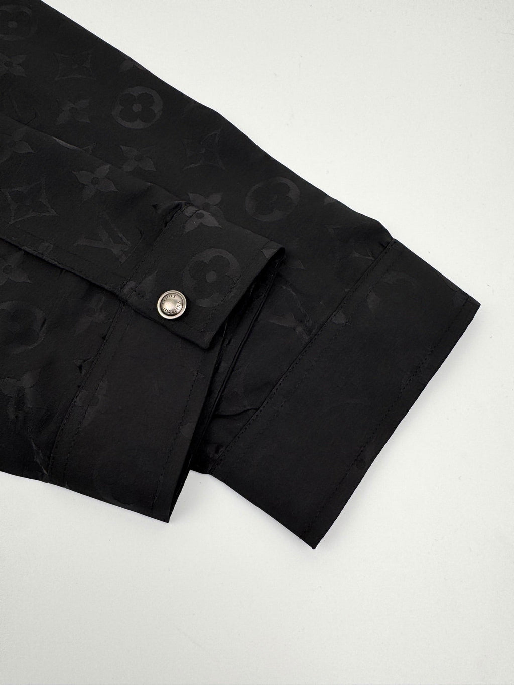 2026 New LY Corrugated Jacquard Jacket-Style Shirt (MM082-B55)