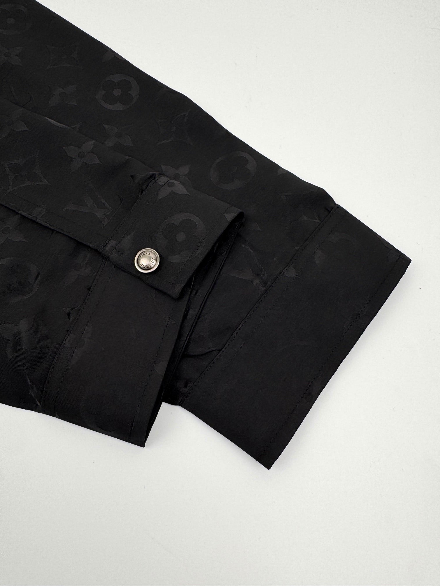 2026 New LY Corrugated Jacquard Jacket-Style Shirt (MM082-B55)