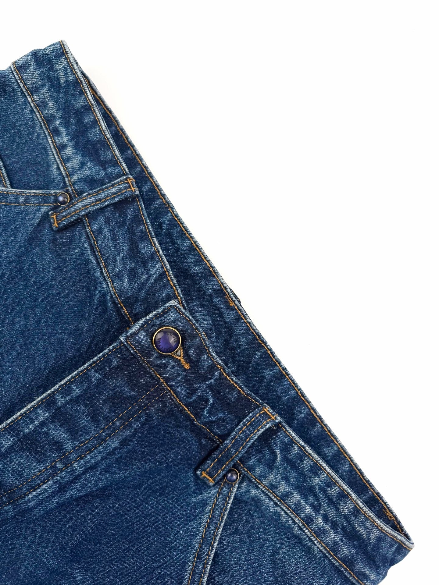2026 New LY Gradient Logo Jeans (BB730-B95)