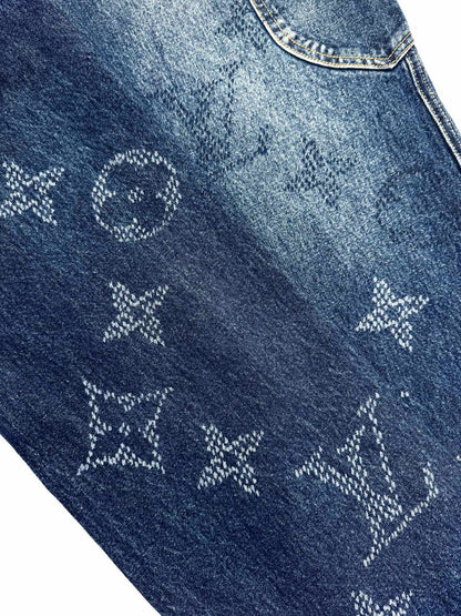 2026 New LY Gradient Logo Jeans (BB730-B95)