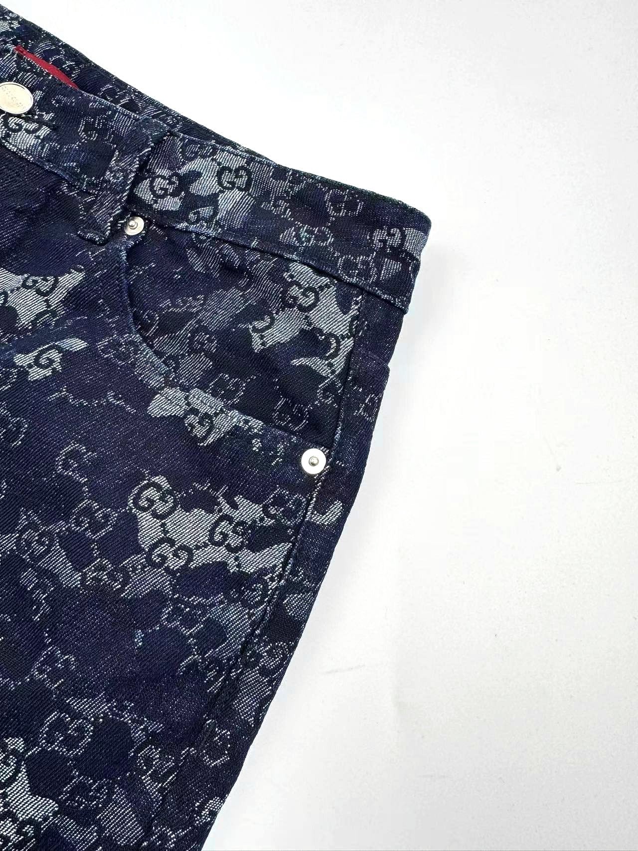 2026 New Arrival: GU All-Over Print Denim Trousers (MM097-B65)