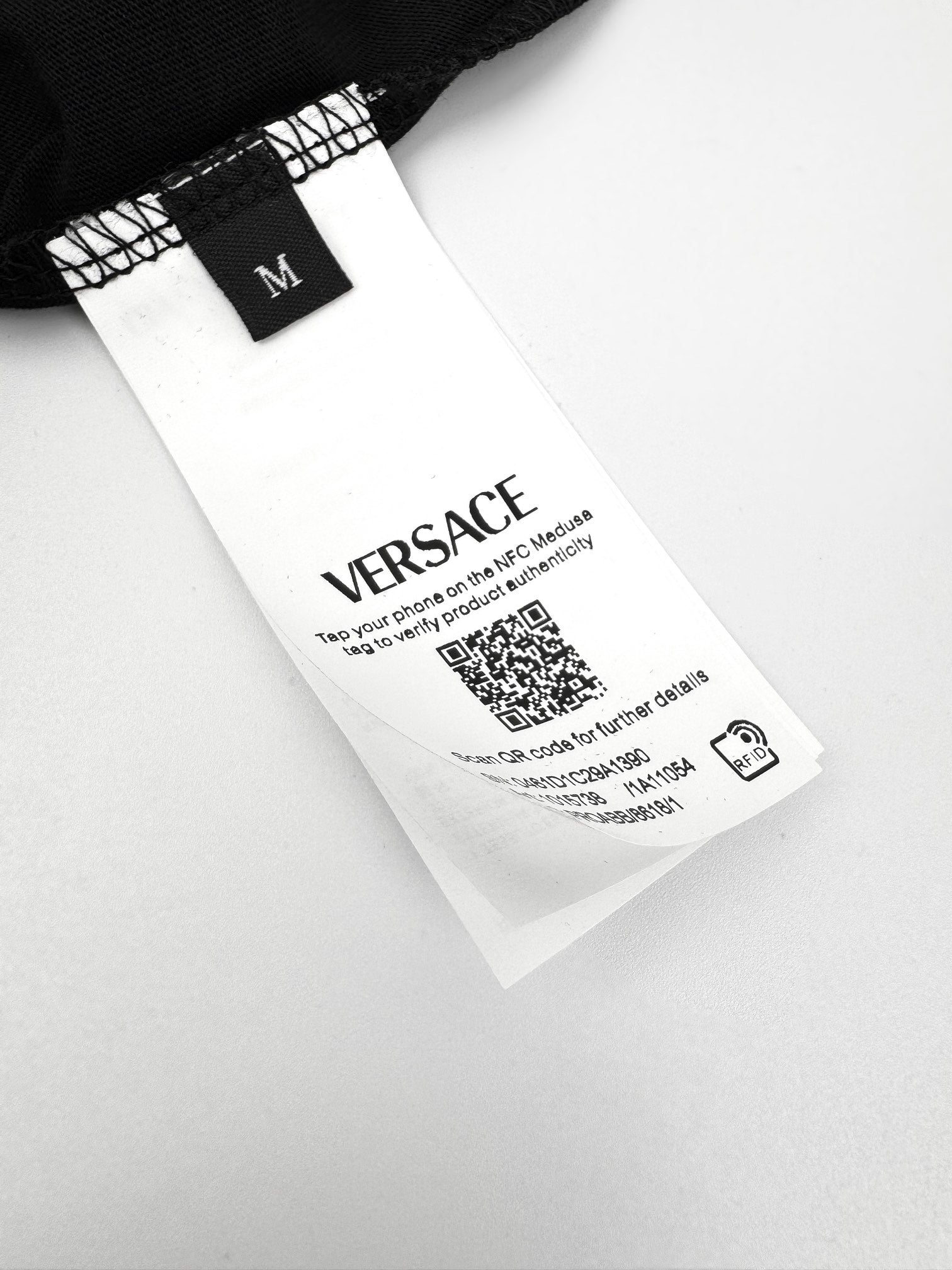 2026 New Ve Printed Logo Short-Sleeved T-Shirt (25177-A05)