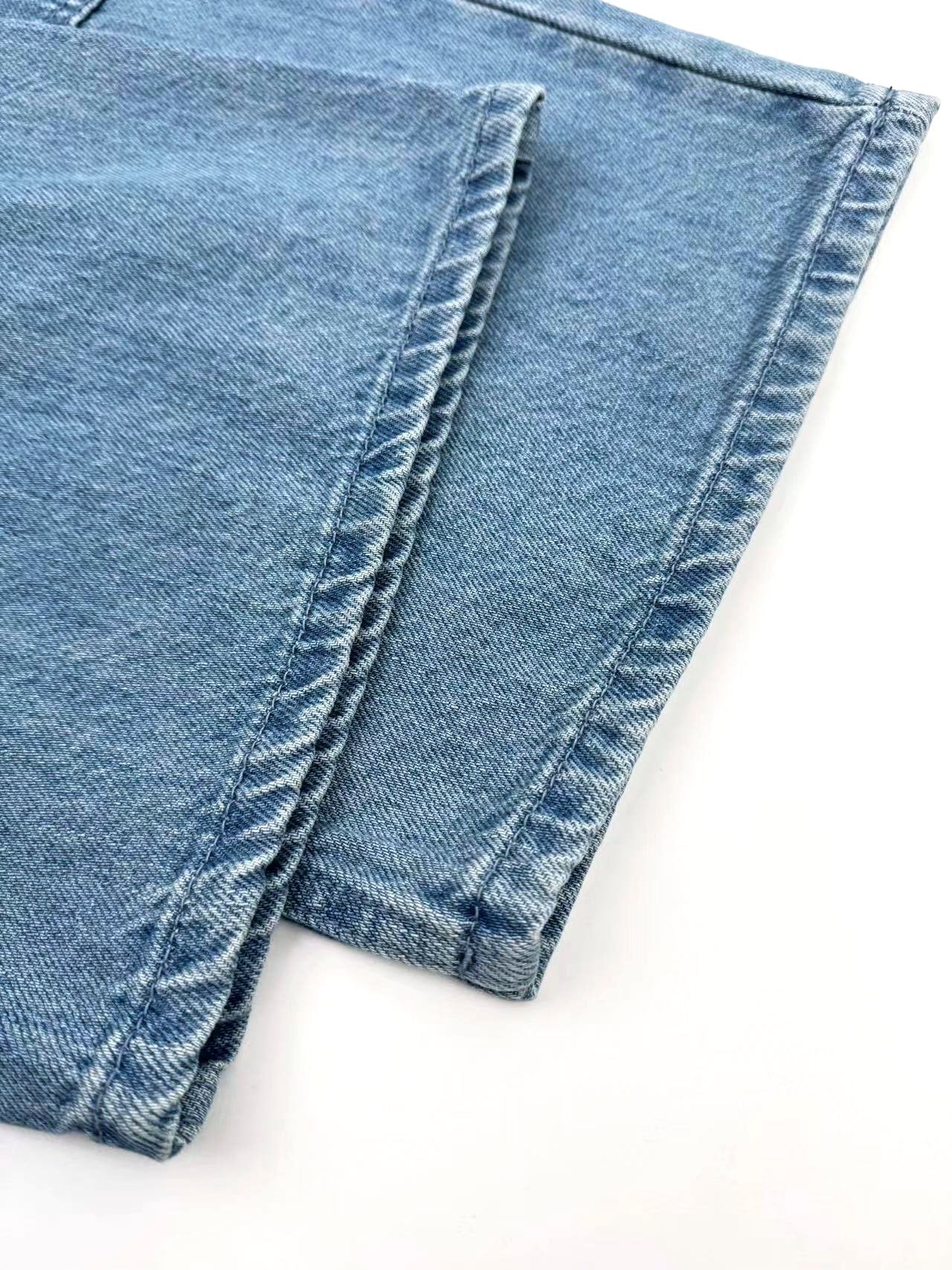 2026 New Arrival LY Washed Distressed Jeans (MM014-C30)