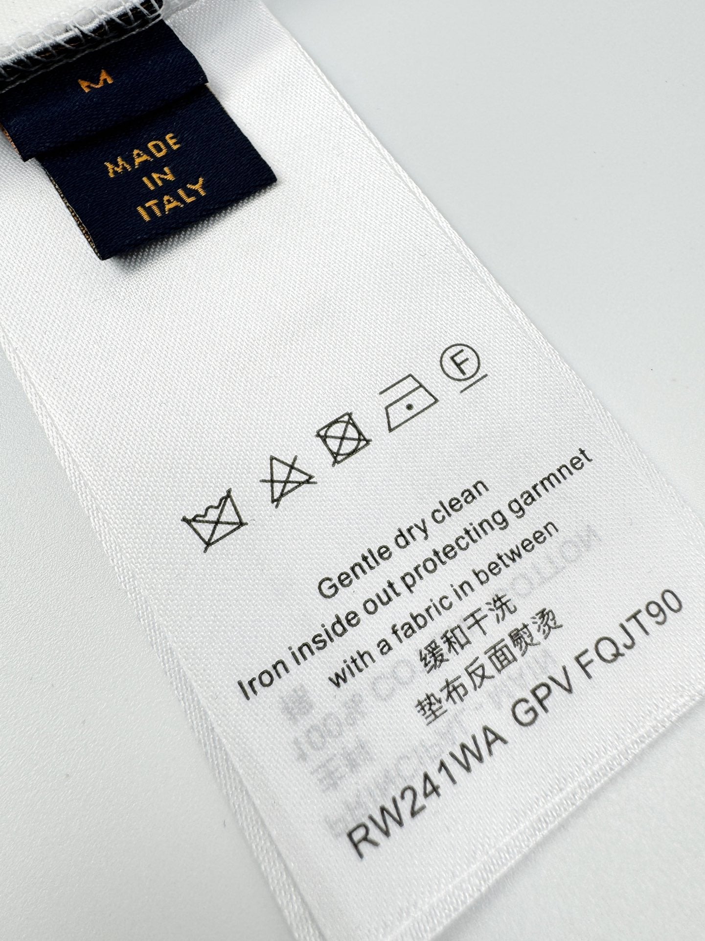2026 New LY Logo Embossed Short-Sleeved T-Shirt (24019-A10)
