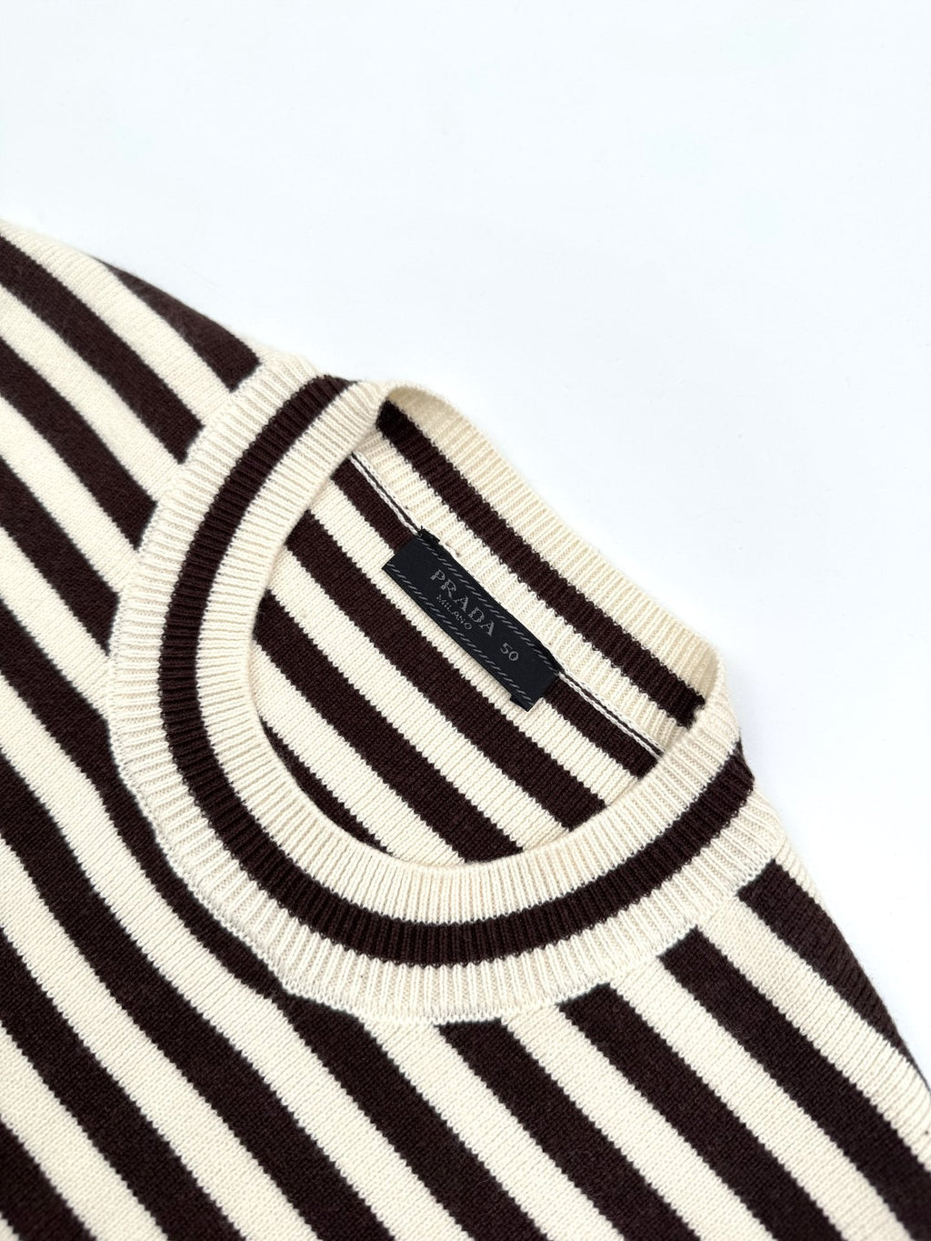2026 New Triangle Brand Striped Embroidered Crew-Neck Jumper (25341-B30)