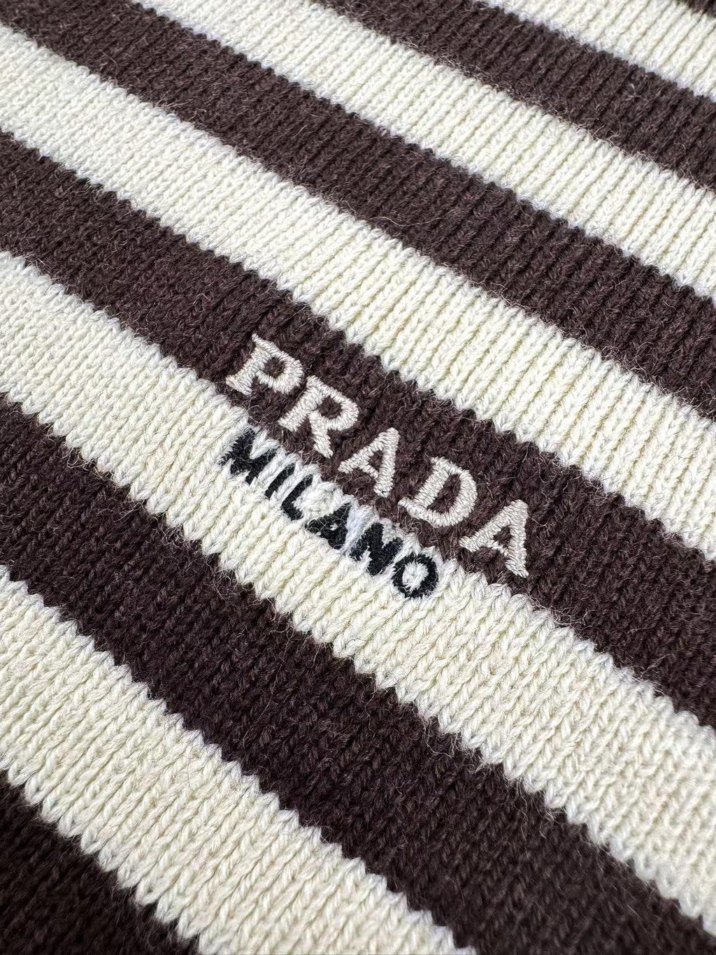 2026 New Triangle Brand Striped Embroidered Crew-Neck Jumper (25341-B30)