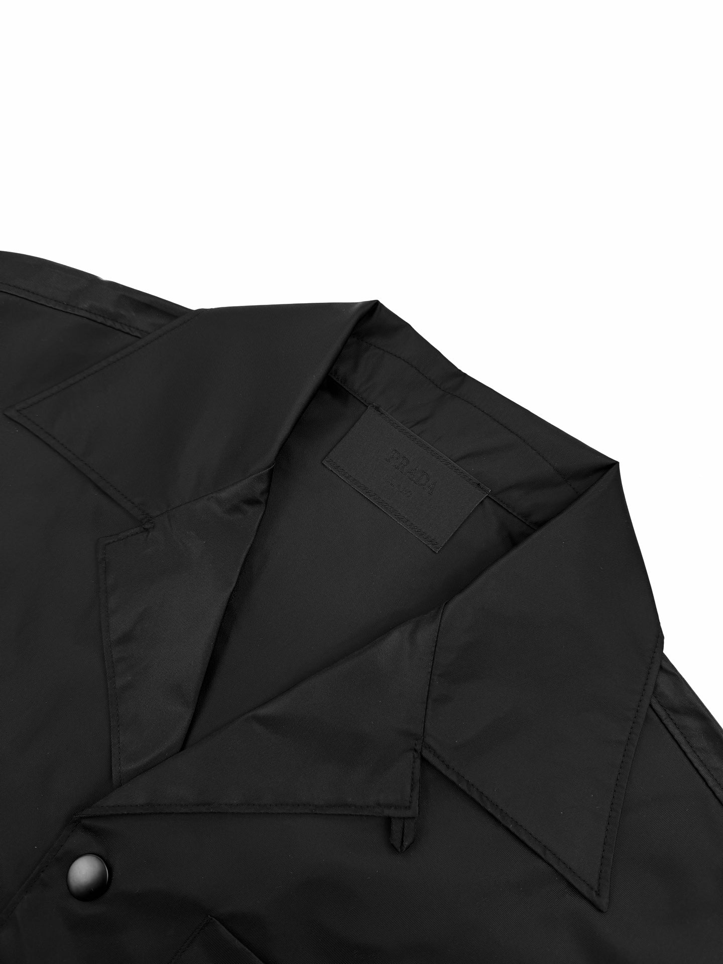 2026 New Triangle Brand Short-Sleeved Shirt (BB780-A70)