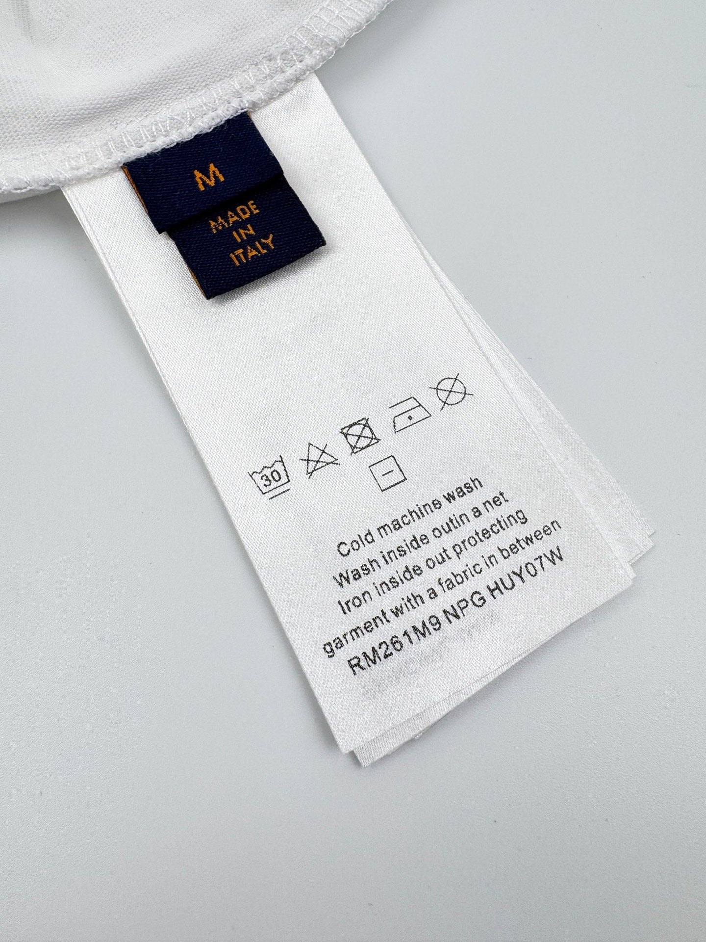 2026 New LY Logo Crown Short-Sleeved T-Shirt (AA552-A20)